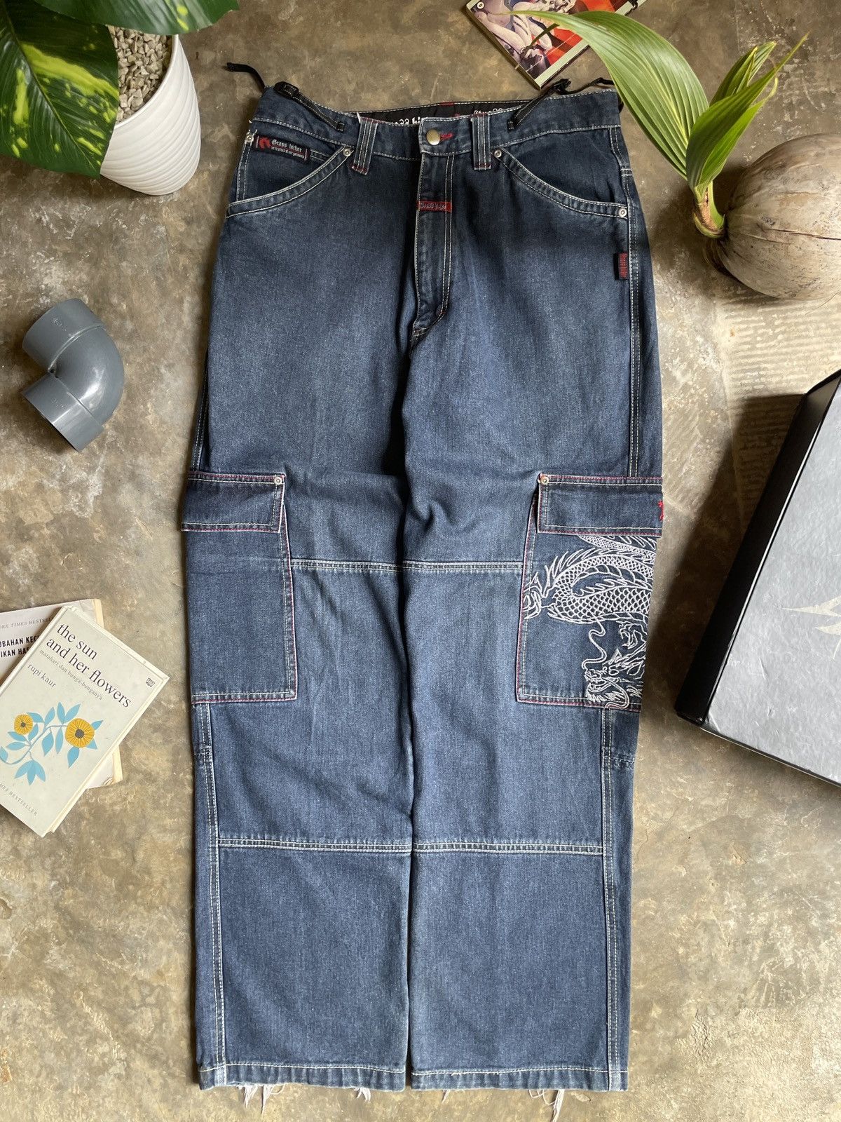 Japanese Brand Vintage Crazy Brass Hither Embroyed Flame Dragon Baggy Jeans Size US 34 / EU 50 - 4 Thumbnail