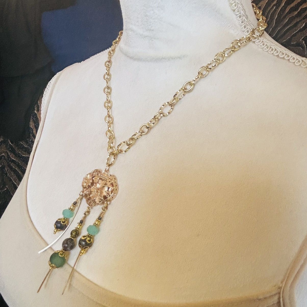 Handmade Handcrafted elegant stone dangle fringe medallion necklace Size ONE SIZE - 4 Thumbnail