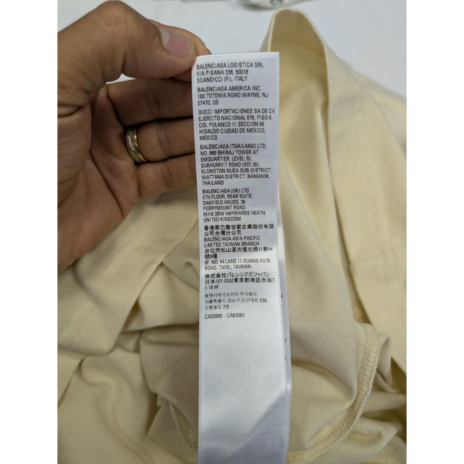 Balenciaga o1rshd1 Embro Pol Campgn Vintage Jersey T-Shirt Mix Metal Size US S / EU 44-46 / 1 - 13 Thumbnail