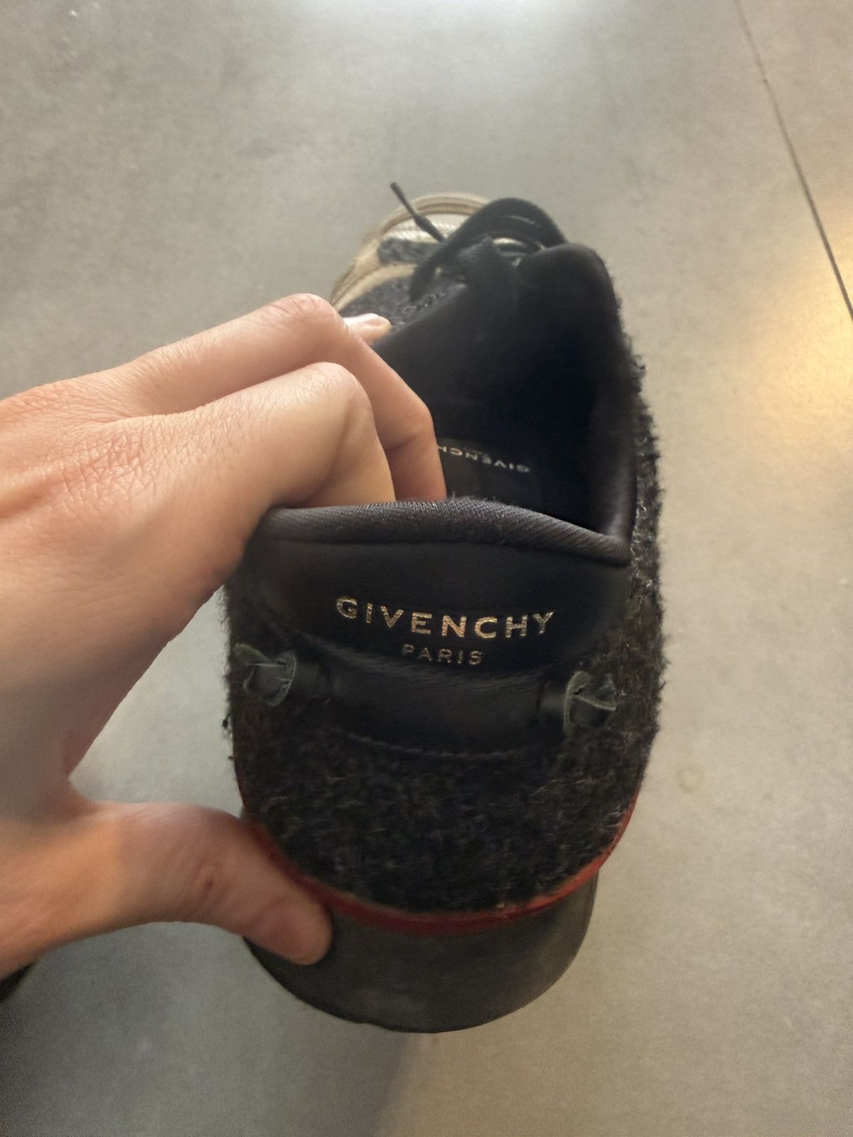 Givenchy Givenchy beige/ black sneakers Size US 11 / EU 44 - 5 Thumbnail