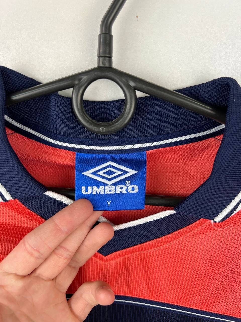 Umbro Scotland Umbro 1999-00 jersey vintage youth XL man S Size US S / EU 44-46 / 1 - 3 Thumbnail