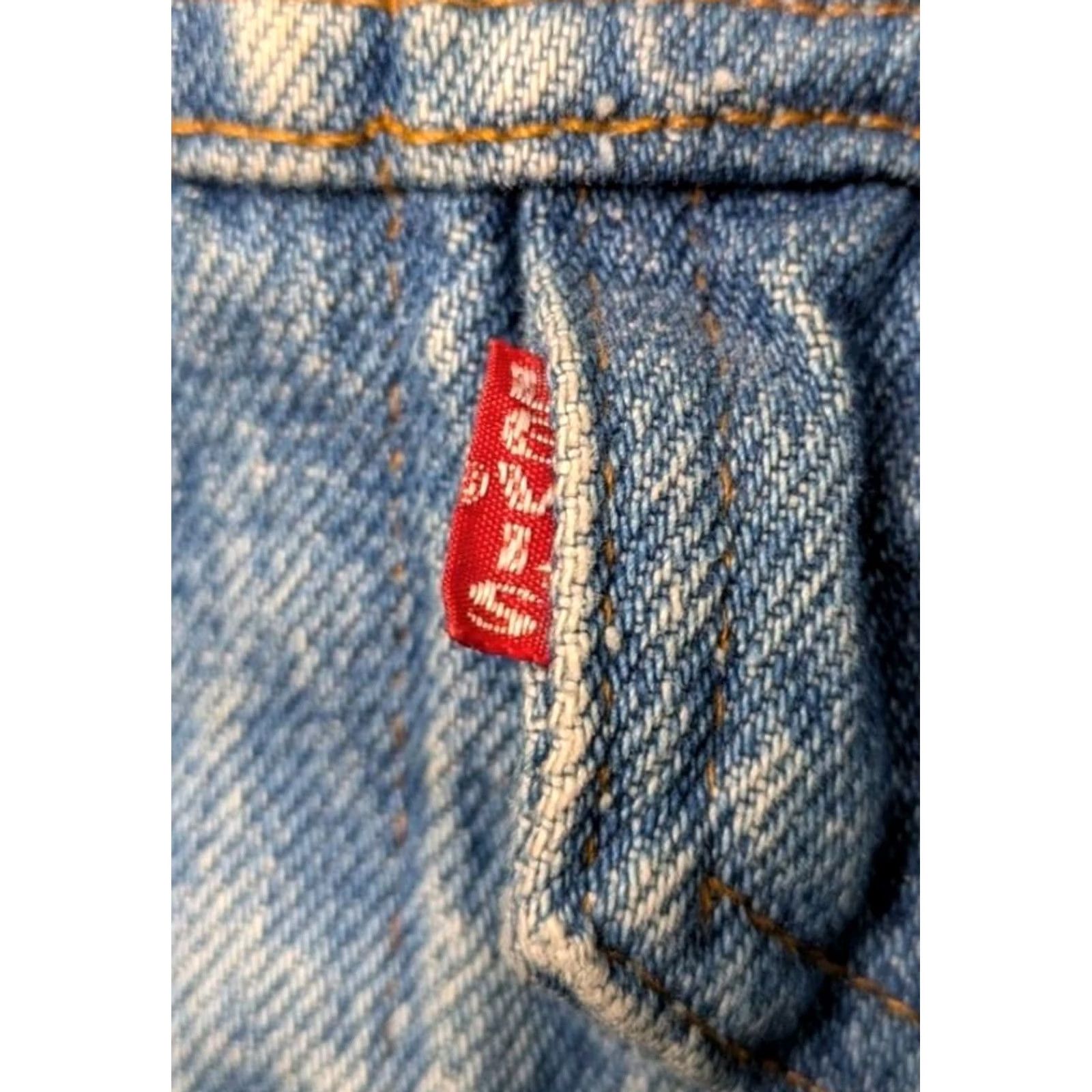 Levi's VINTAGE Levi’s Jacket Denim Trucker 70506-0214 Size 40 Blue Unlined 80s 90s USA Mens Size US XXS / EU 40 - 3 Thumbnail