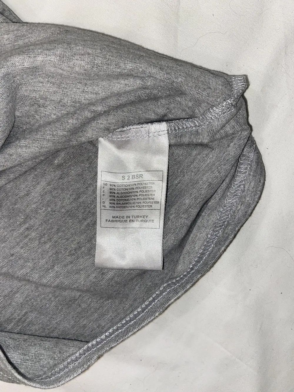 Nike VINTAGE GREY NIKE T SHIRT TEE CENTRE LOGO Y2K DRILL SWOOSH Size US L / EU 52-54 / 3 - 9 Thumbnail