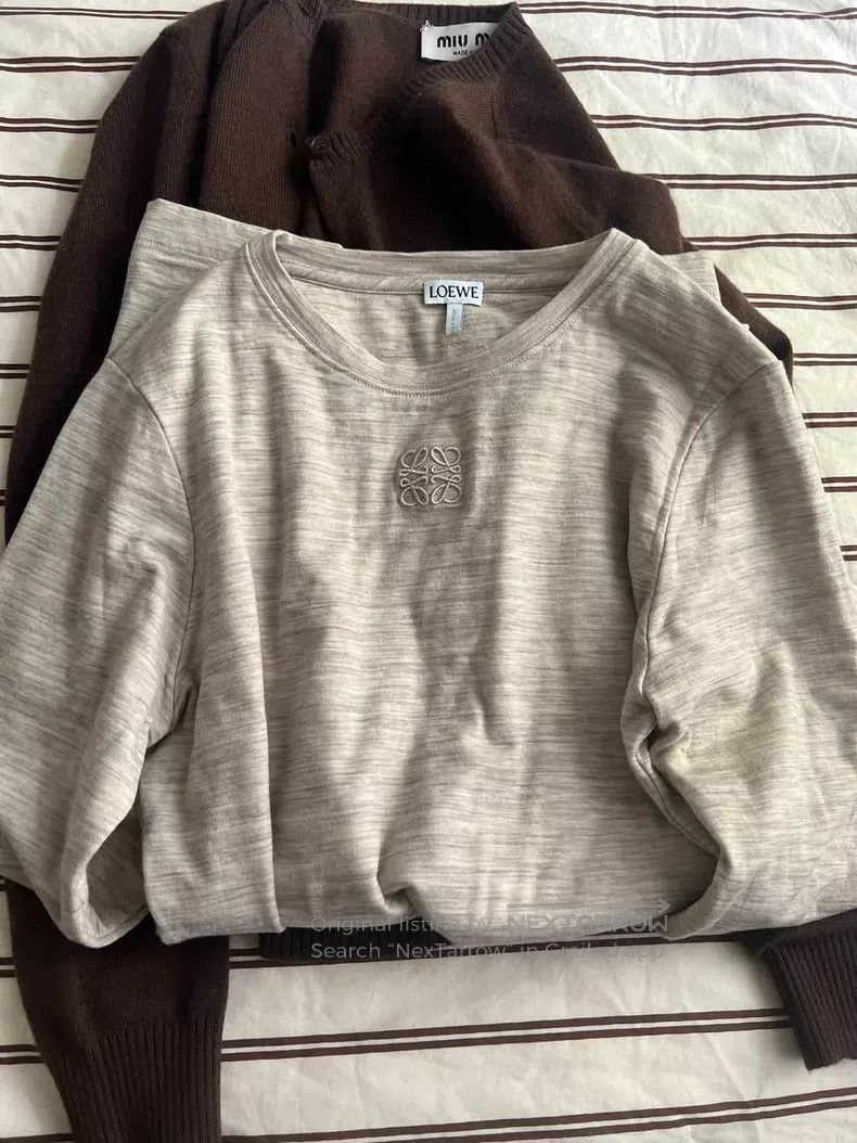 Loewe Loewe Beige Long Sleeve T-Shirt Size M / US 6-8 / IT 42-44 - 1 Thumbnail