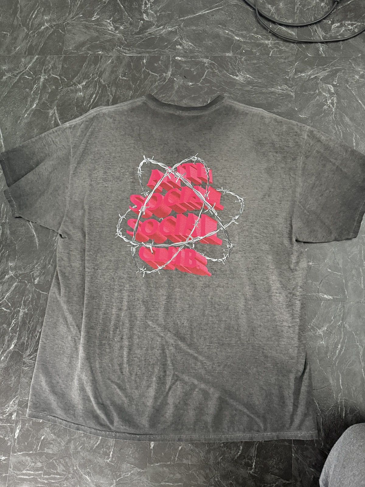 Anti Social Social Club Anti social social club barbed wire tee Size US XXL / EU 58 / 5 - 1 Thumbnail