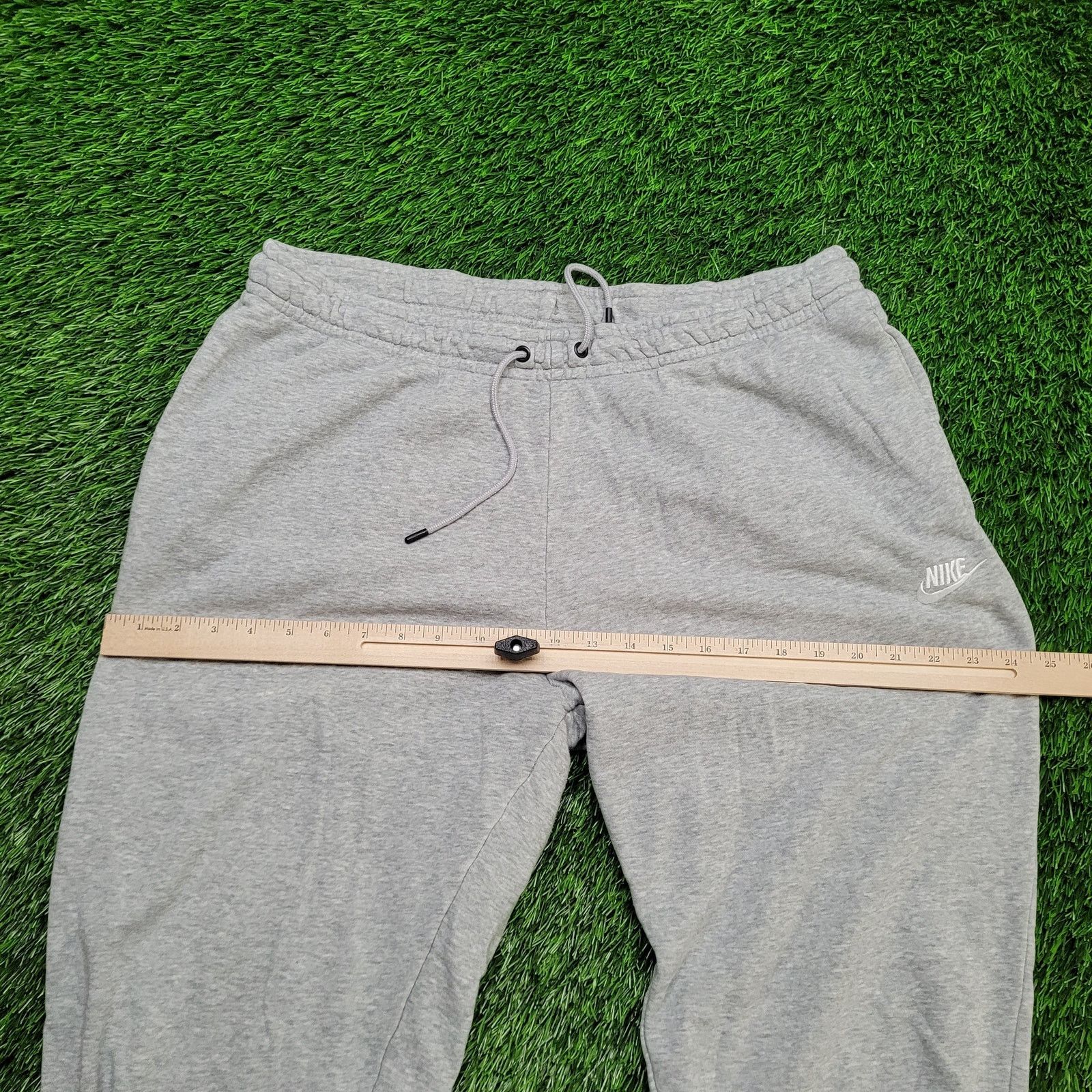 Nike Nike Swoosh Logo Jogger Sweatpants XL Heather Grey Tapered Size US 35 - 8 Thumbnail
