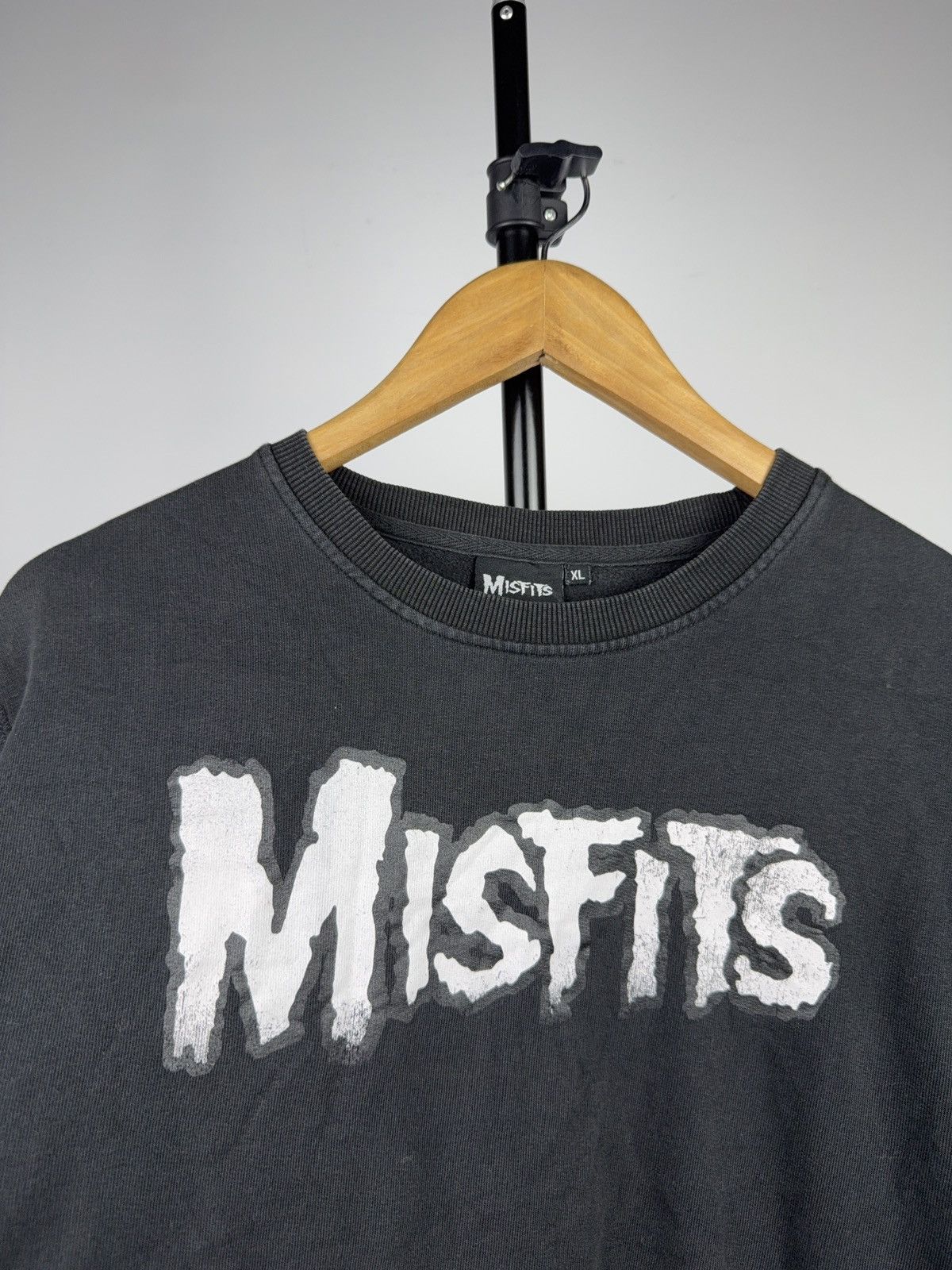 Misfits Faded Misfits Band Logo Black Crewneck Sweatshirt XL 2017 Size XL / US 12-14 / IT 48-50 - 3 Thumbnail