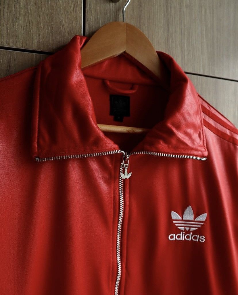 Adidas × Vintage Vintage 00’s Y2K Adidas Chile62 Waxed Shine Zip Sweatshirt Size US S / EU 44-46 / 1 - 6 Thumbnail