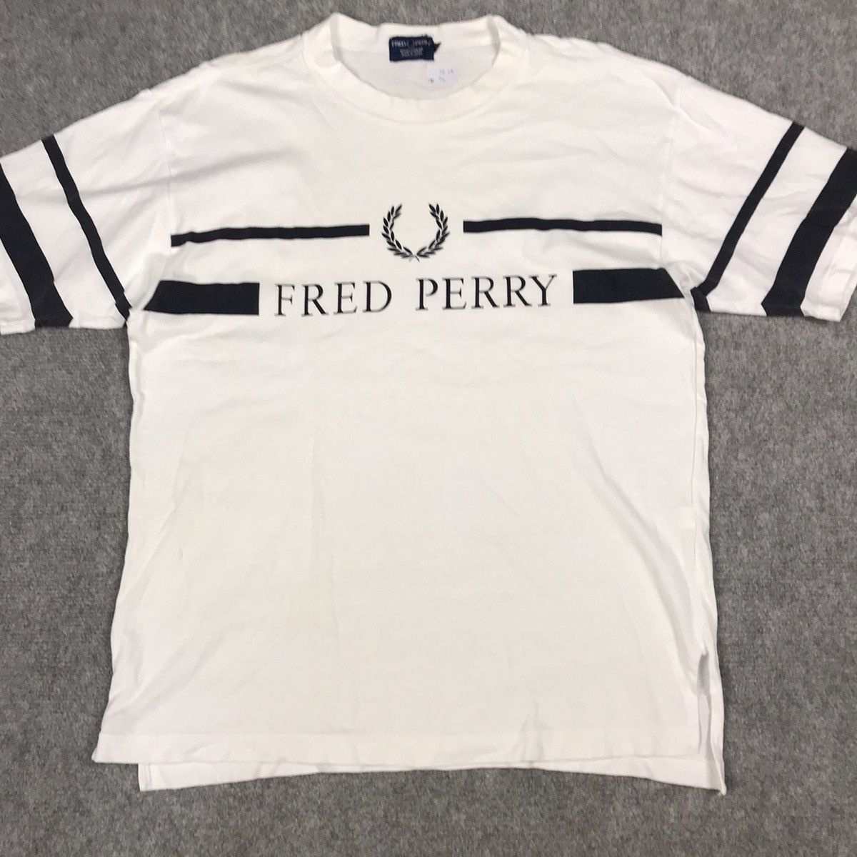 Fred Perry × Vintage Vintage Japan Fred Perry Design Logo Tshirt Size US M / EU 48-50 / 2 - 3 Thumbnail