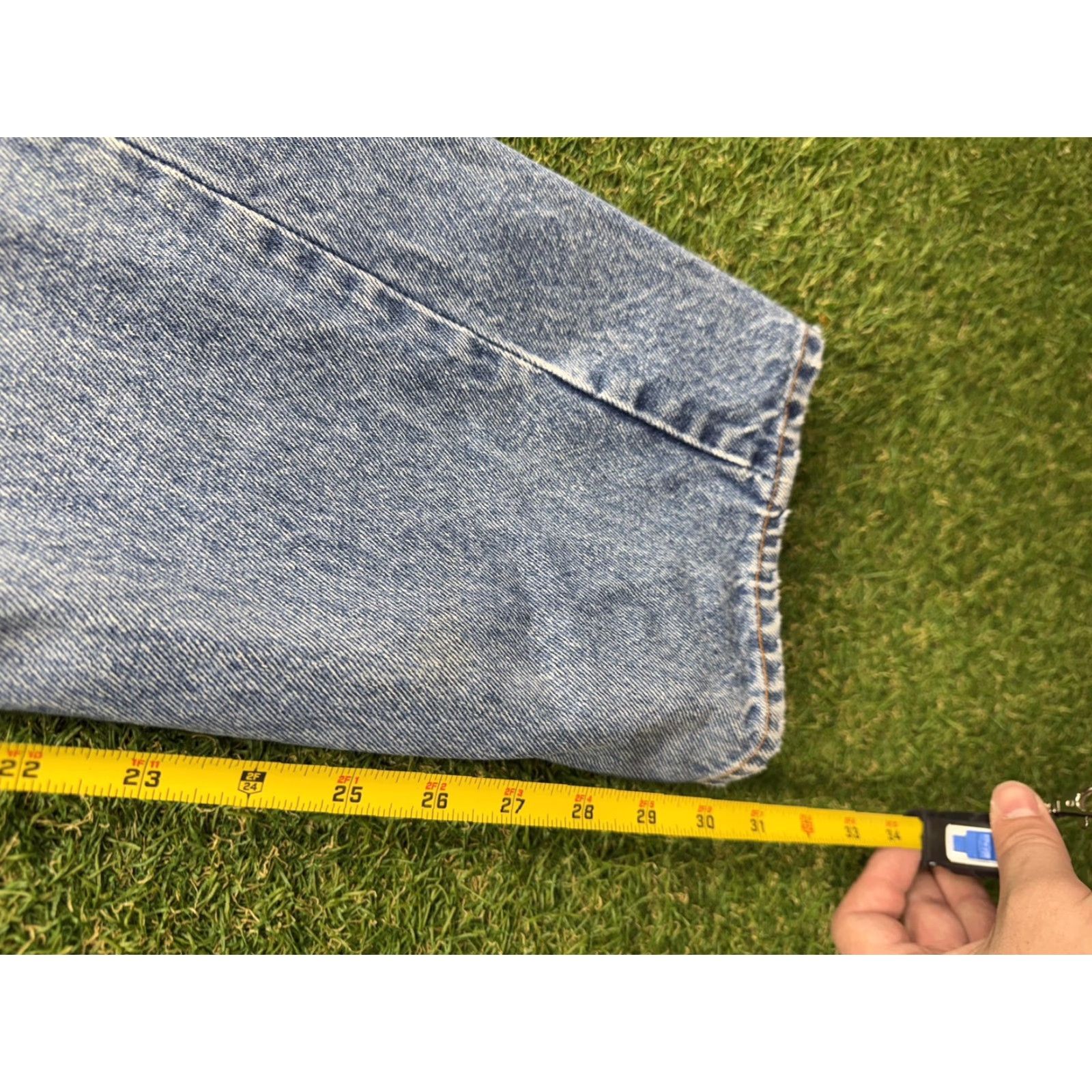 Levi's VINTAGE Levis Jeans Mens 32x32 Blue Straight Leg High Rise Button Fly Distressed Denim Size US 32 / EU 48 - 5 Thumbnail