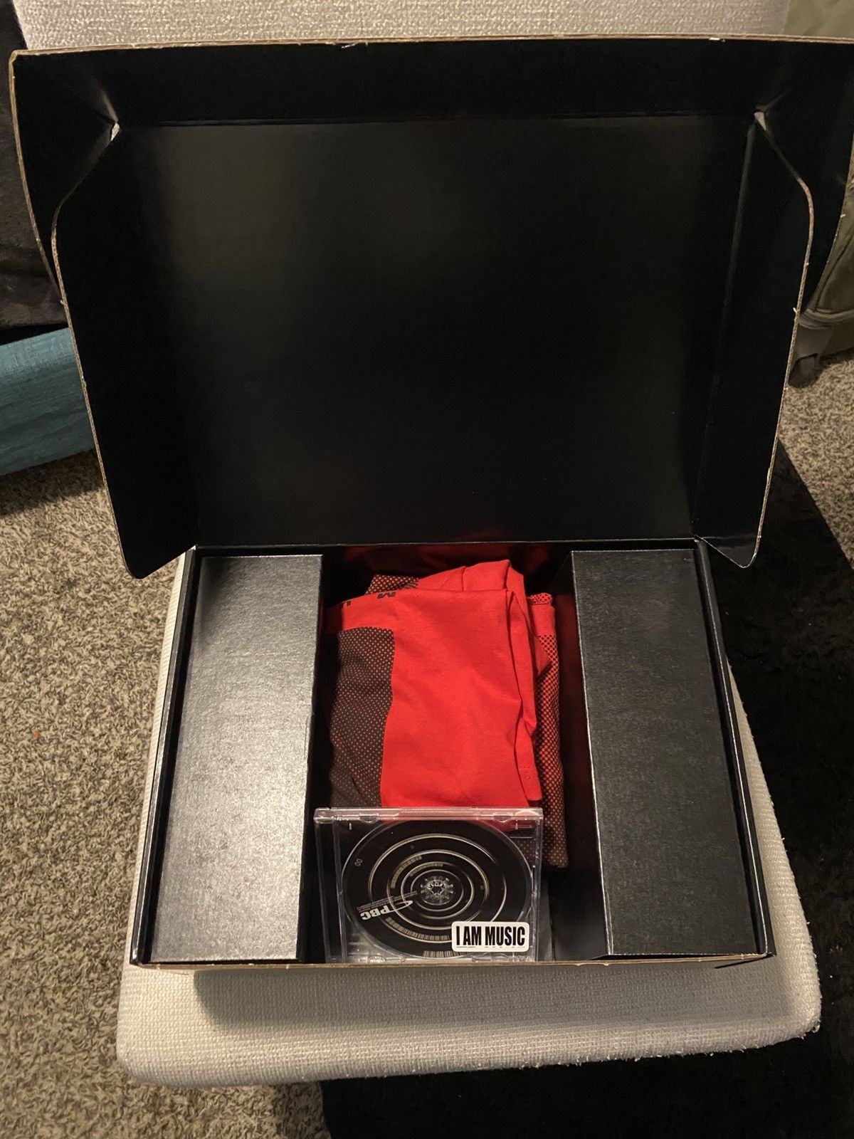 Playboi Carti All Red Long Sleeve Boxset | Music CD+Shirt Size US L / EU 52-54 / 3 - 3 Thumbnail