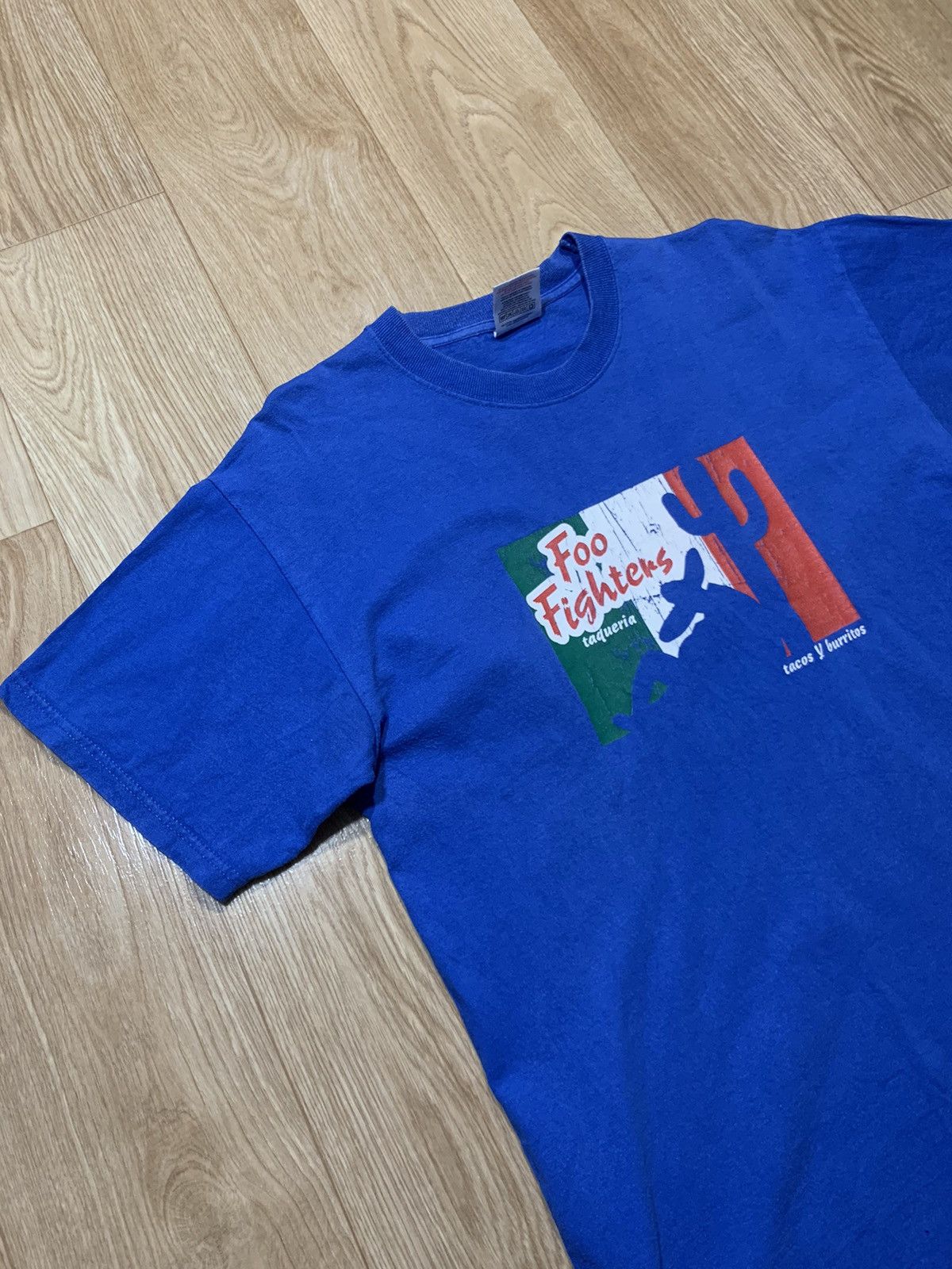 Band Tees Vintage 2003 Y2K Foo Fighters Rock Band Tour Tee Size US L / EU 52-54 / 3 - 4 Thumbnail