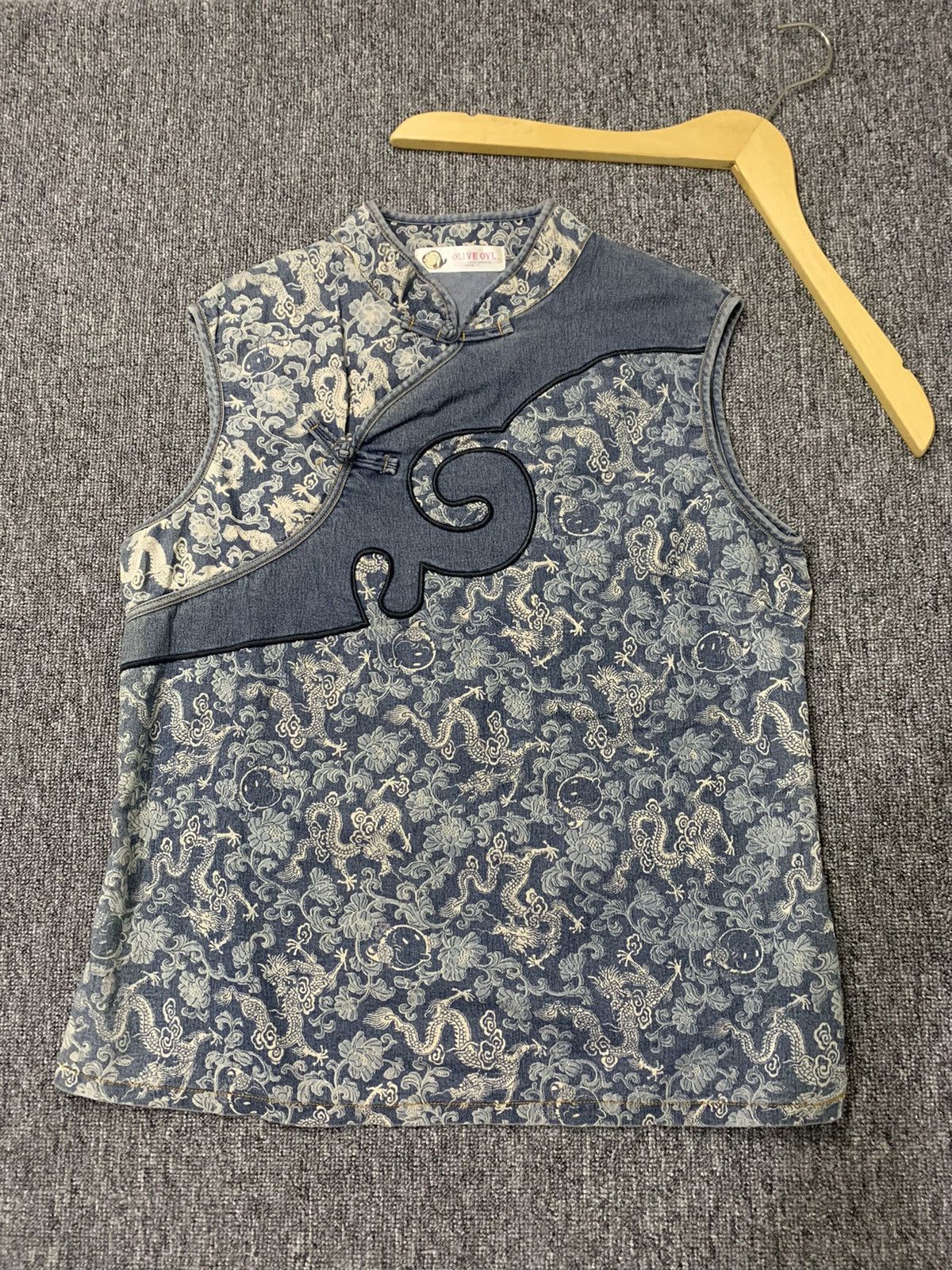 Olive Oyl Sleeveless Tradicional Japanese Poem Dragons