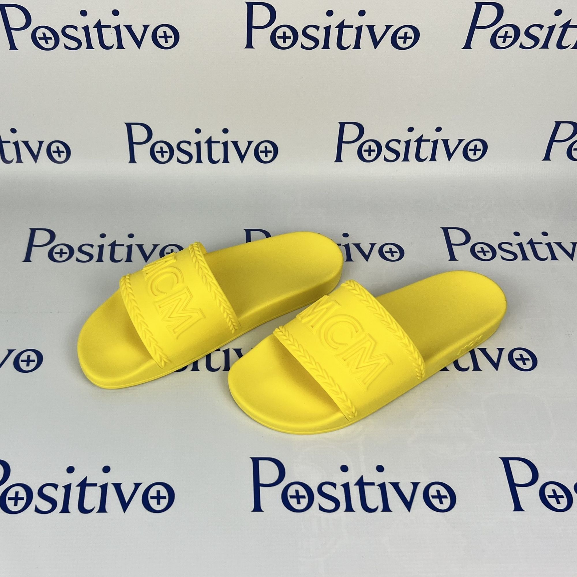 MCM MCM Yellow Big Logo Rubber Slides US 11 EU 44 Size US 11 / EU 44 - 2 Thumbnail