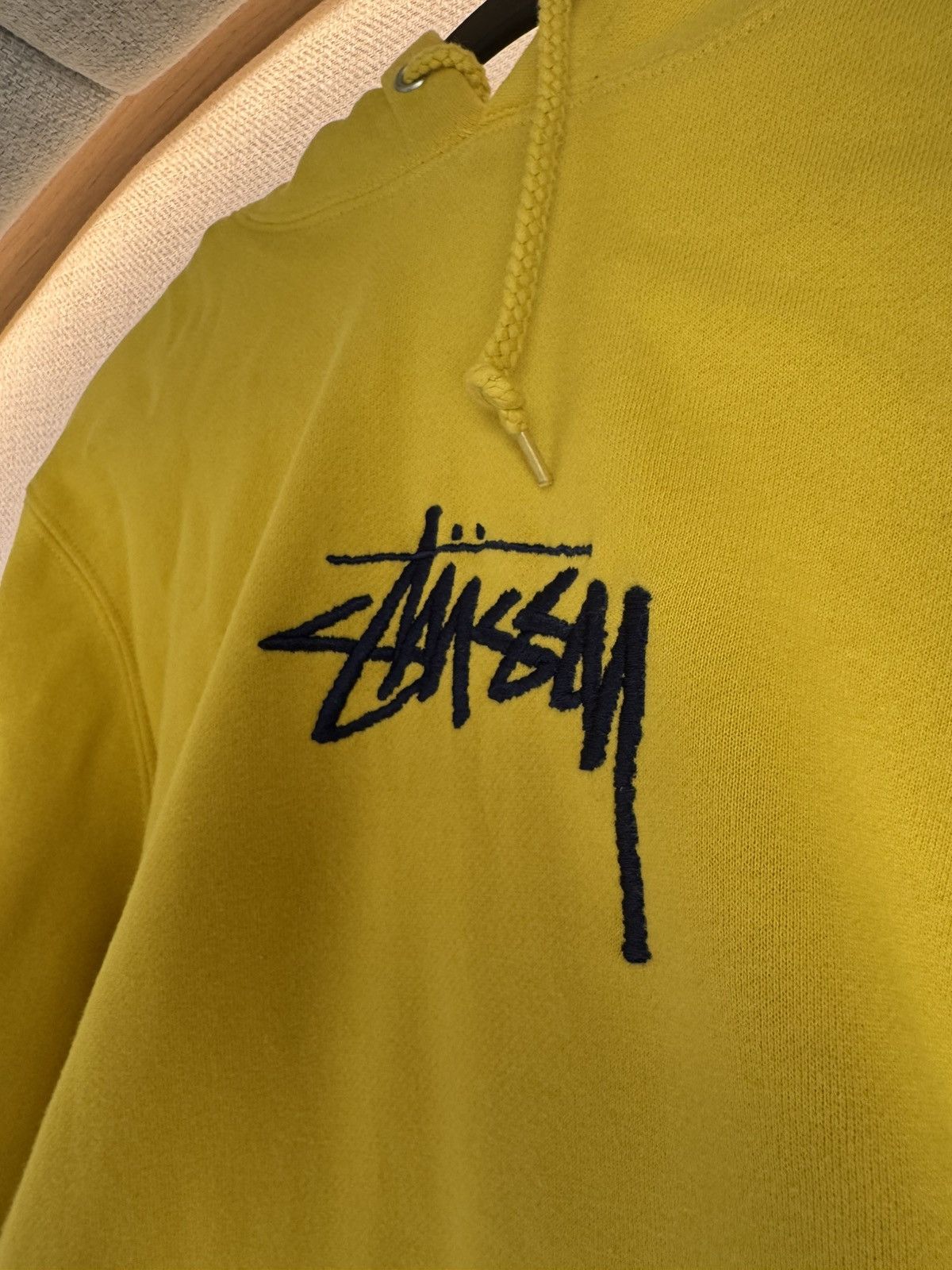 Stussy STÜSSY EMBROIDERED LOGO HOODIE YELLOW Size US S / EU 44-46 / 1 - 2 Thumbnail