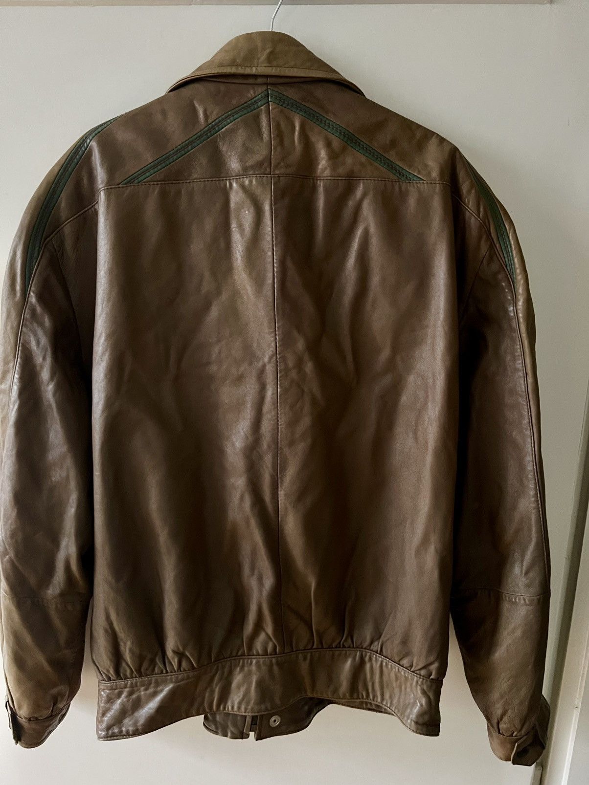 Valentino Vtg 90s Valentino Garavani Leather Jacket Olive Green IT52 Size US L / EU 52-54 / 3 - 11 Thumbnail