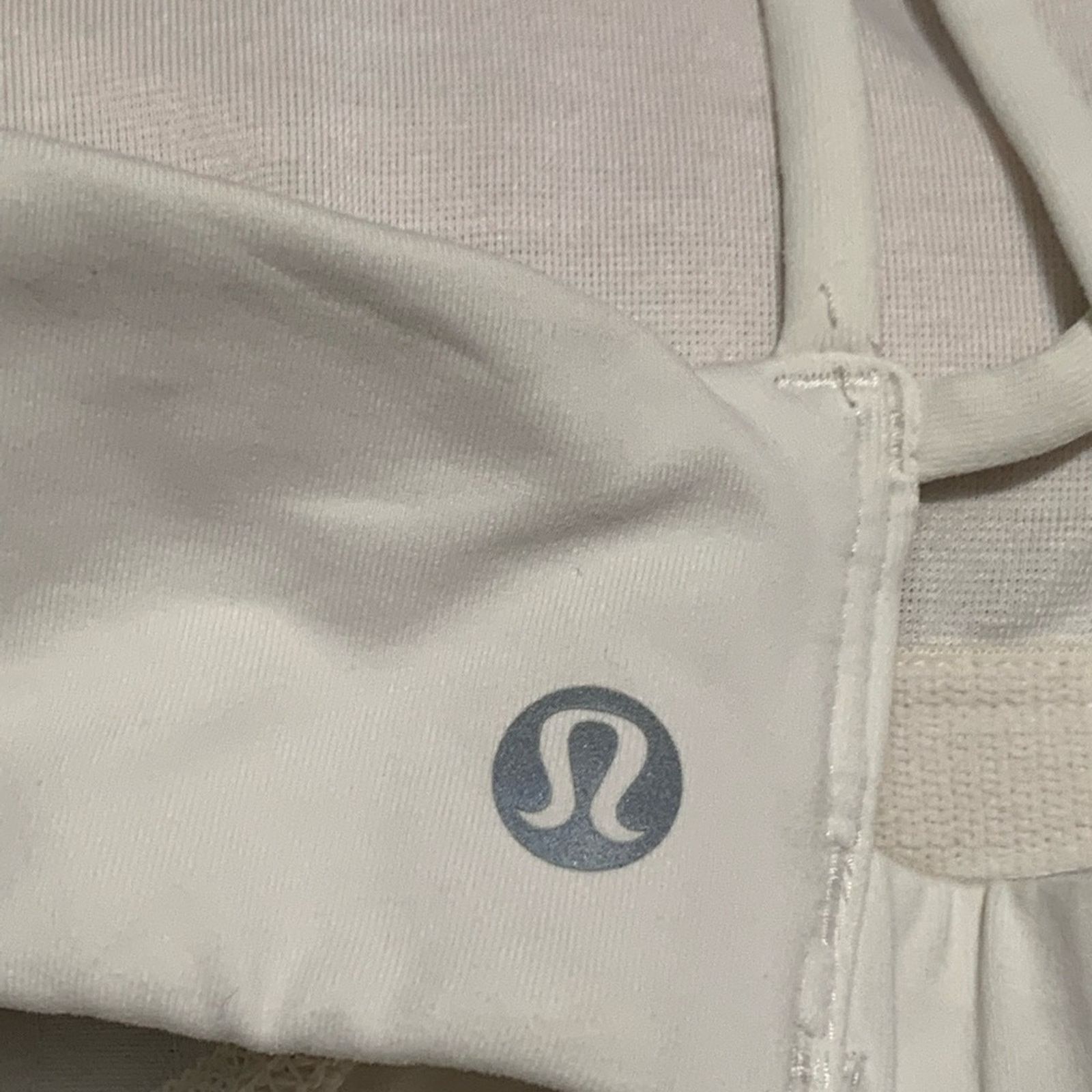 Lululemon Lululemon Womens White Spaghetti Strap Sweetheart Size 8 Size M / US 6-8 / IT 42-44 - 4 Thumbnail