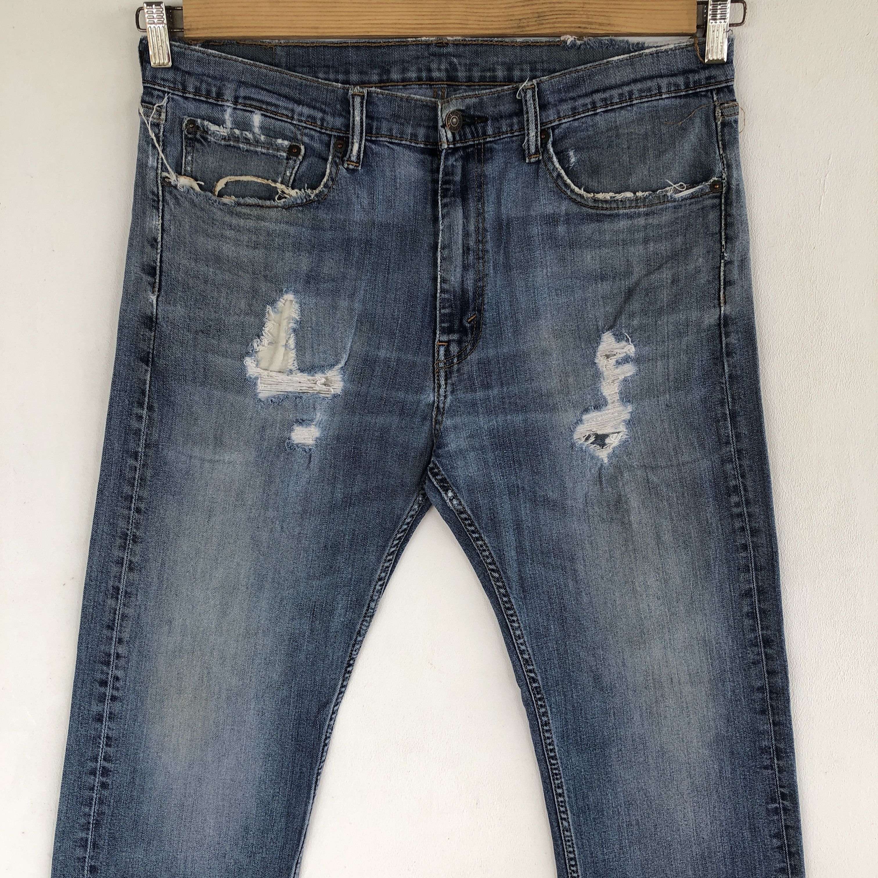 Levi's Vintage Levis 505 Jeans Distressed Levi's Faded Denim Size US 34 / EU 50 - 3 Thumbnail