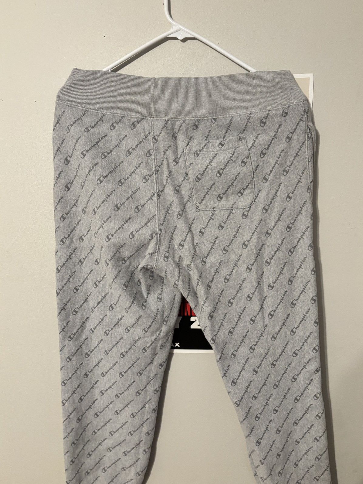 Champion Vintage Name Print Champion Jogger Sweatpants Size US 30 / EU 46 - 2 Thumbnail