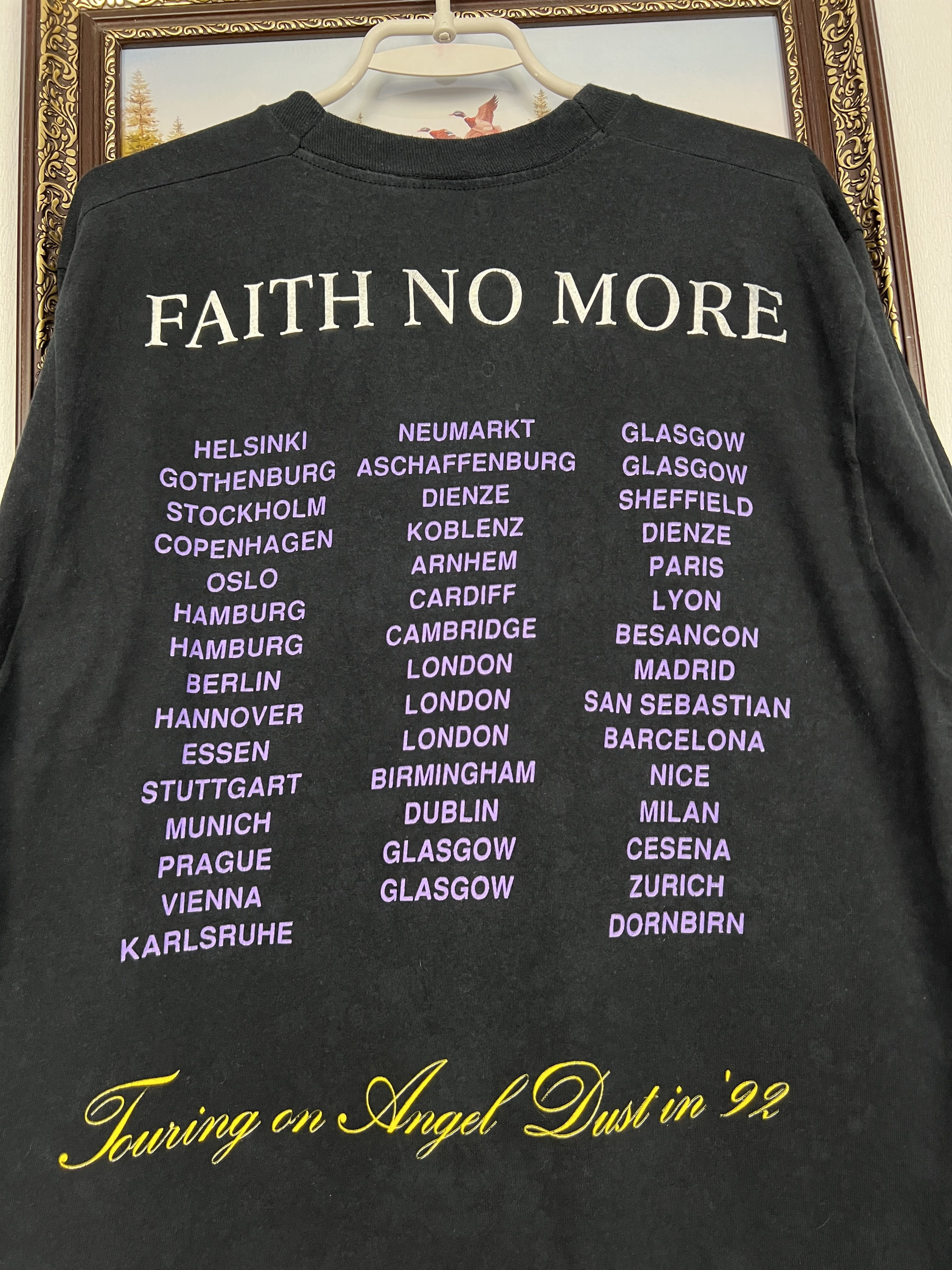 Vintage Vintage 1992 90s Faith No More Angel Dust Tour Tee Band Size US XL / EU 56 / 4 - 11 Thumbnail