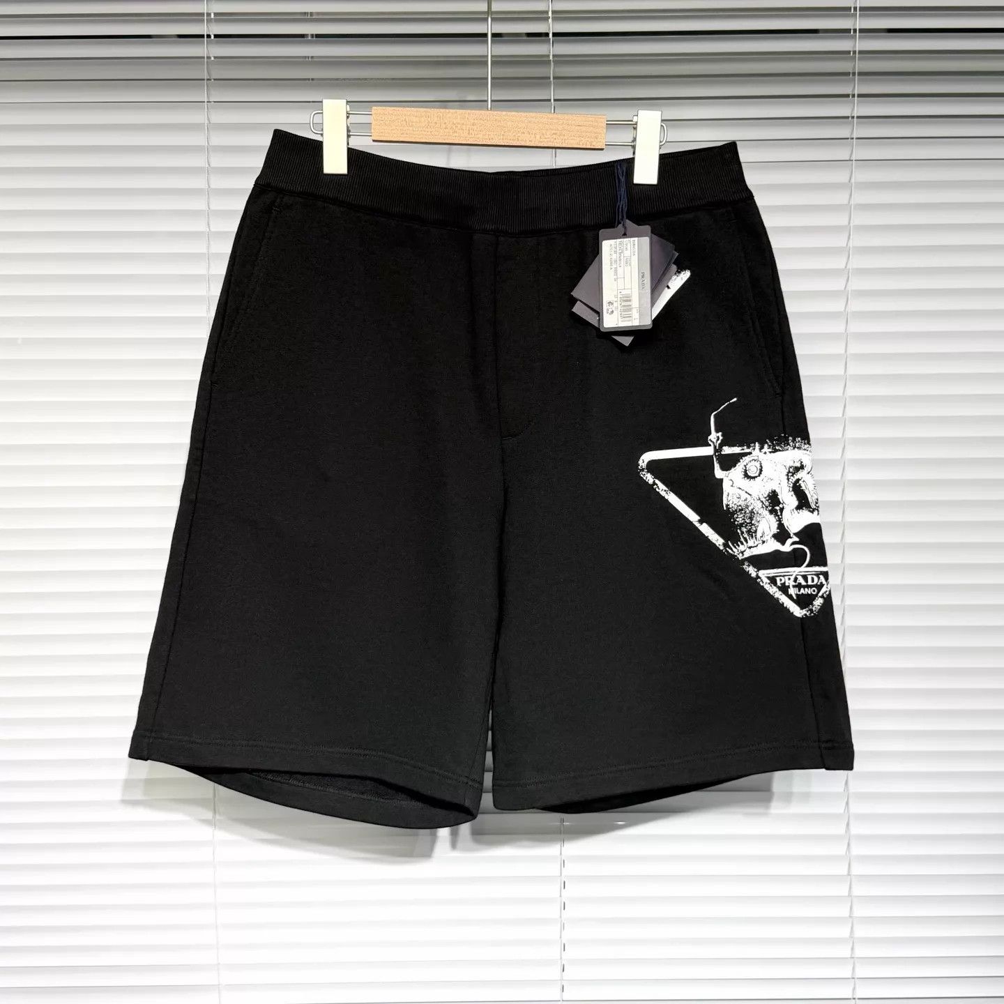 Prada Prada Lanternfish Print Combed Cotton Black L Shorts Size US 34 / EU 50 - 1 Thumbnail