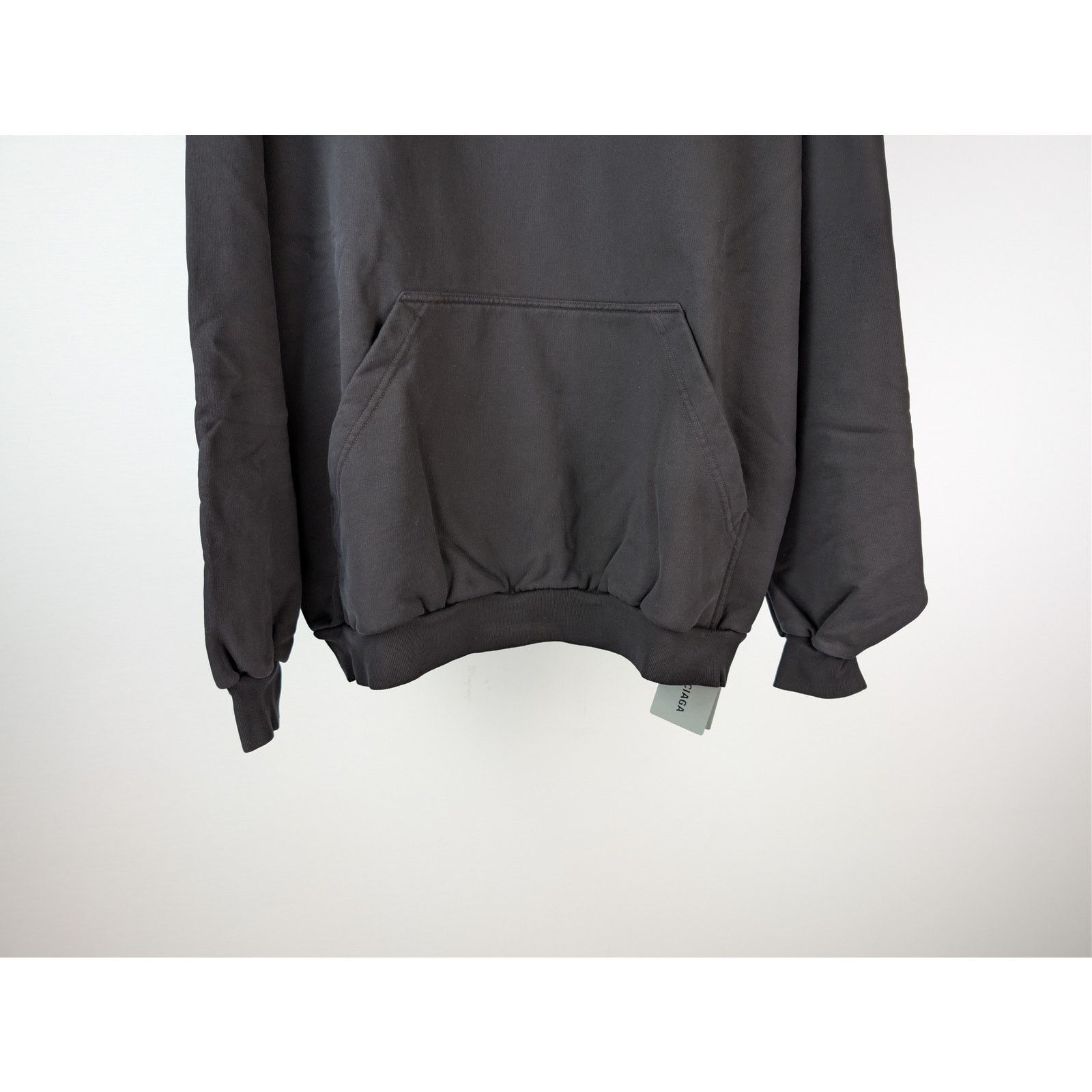 Balenciaga o1rshd1 Beverly Hills Oversized Hoodie in Black Size US M / EU 48-50 / 2 - 4 Thumbnail