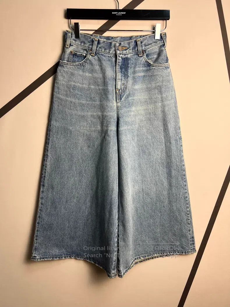 Celine CELINE Light Blue Wide-Leg Flare 8-Quarter Jeans i Size US 26 / EU 42 - 1 Thumbnail