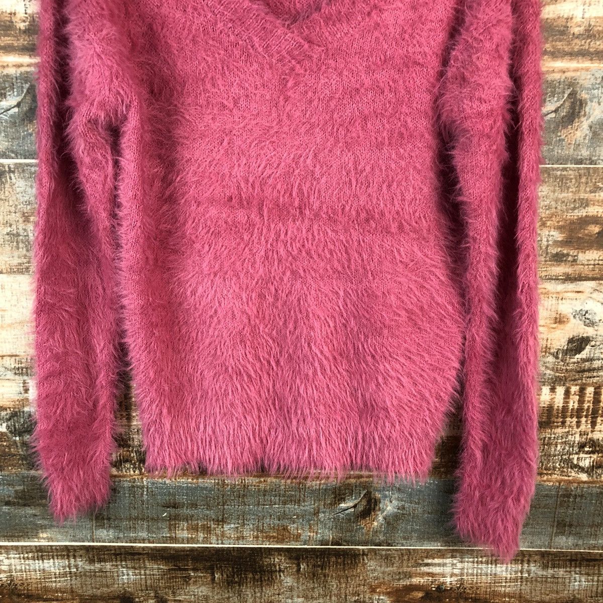 Vintage DLL Japanese Brand Pink Mohair fur shaggy Knitwear #C078 Size S / US 4 / IT 40 - 6 Thumbnail