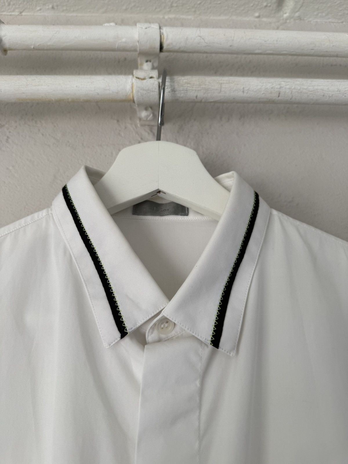 Dior Dior Homme White Cotton Shirt with Contrast Trim Collar Size US M / EU 48-50 / 2 - 3 Thumbnail