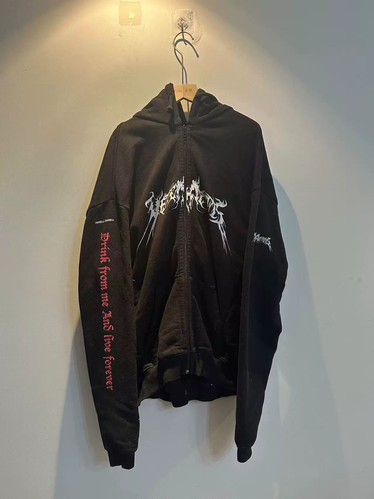 Vetements vetements black graphic zip hoodie Size US XS / EU 42 / 0 - 1 Thumbnail