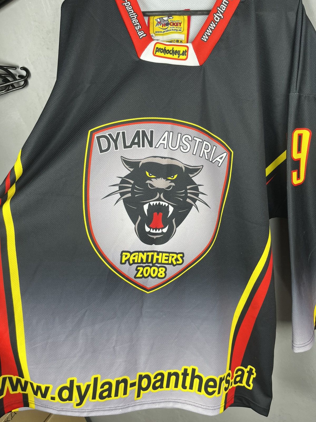 Vintage Panthers 2008 Hockey Dylan Austria Jersey Size XL Size US XL / EU 56 / 4 - 4 Thumbnail