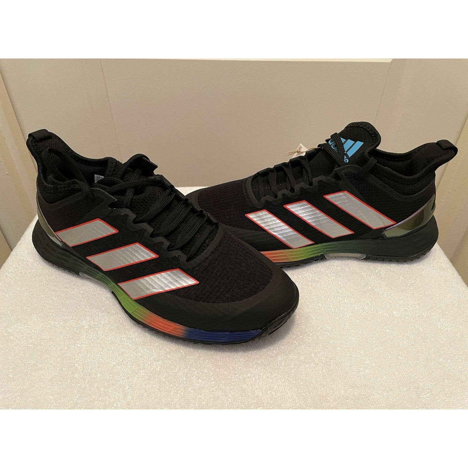 Adidas ADIZERO UBERSONIC 4 TENNIS/PICKLEBALL SHOES- Men’s 7.5 Size US 7.5 / EU 40-41 - 2 Thumbnail