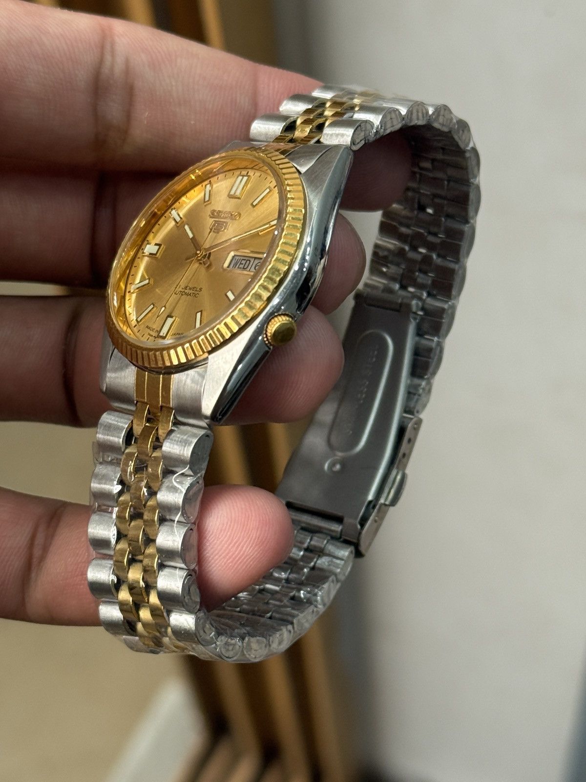 Vintage Seiko SNXJ NOS Automatic 7009 GOLD 🌟🌟Dial Men’s Wrist Watch Size 36 - 7 Thumbnail