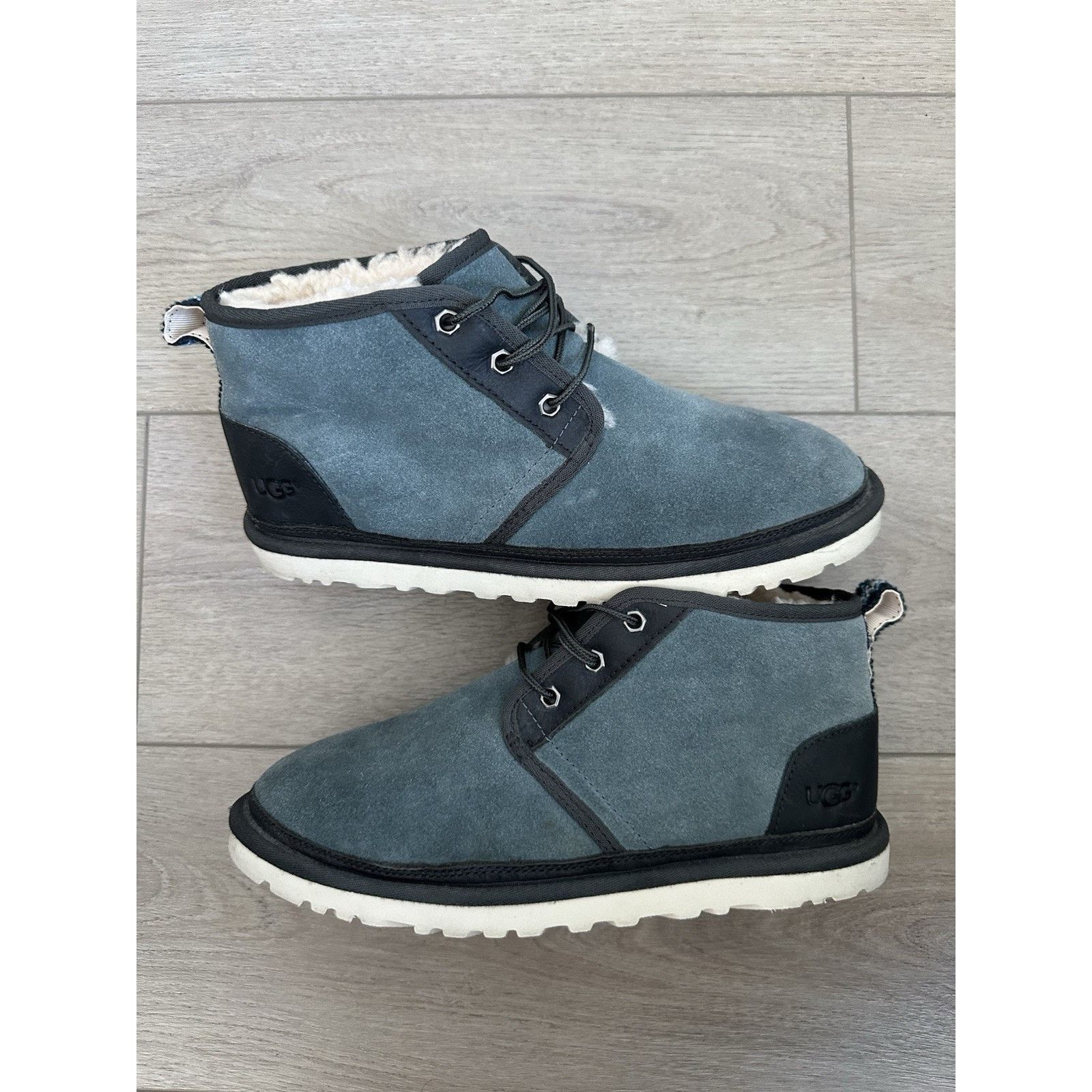 Ugg Ugg nuemel lace up fur boots blue water suede size 9 men’s Size US 9 / EU 42 - 1 Thumbnail