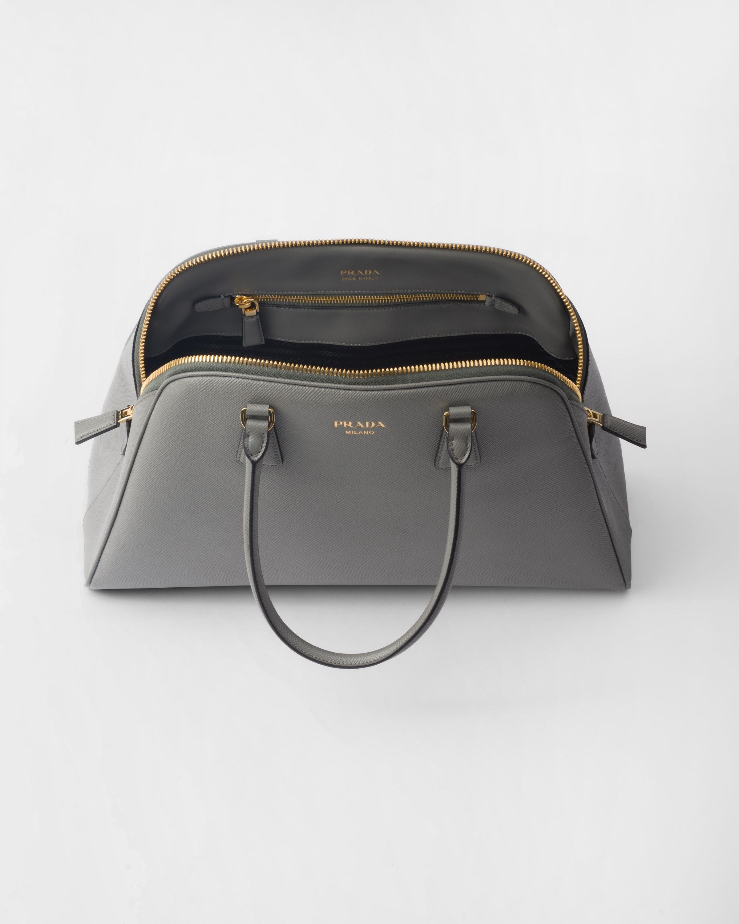 Prada o1la1rc1a0925 Size: OS / Large Saffiano Leather Bag in Grey Size ONE SIZE - 4 Thumbnail