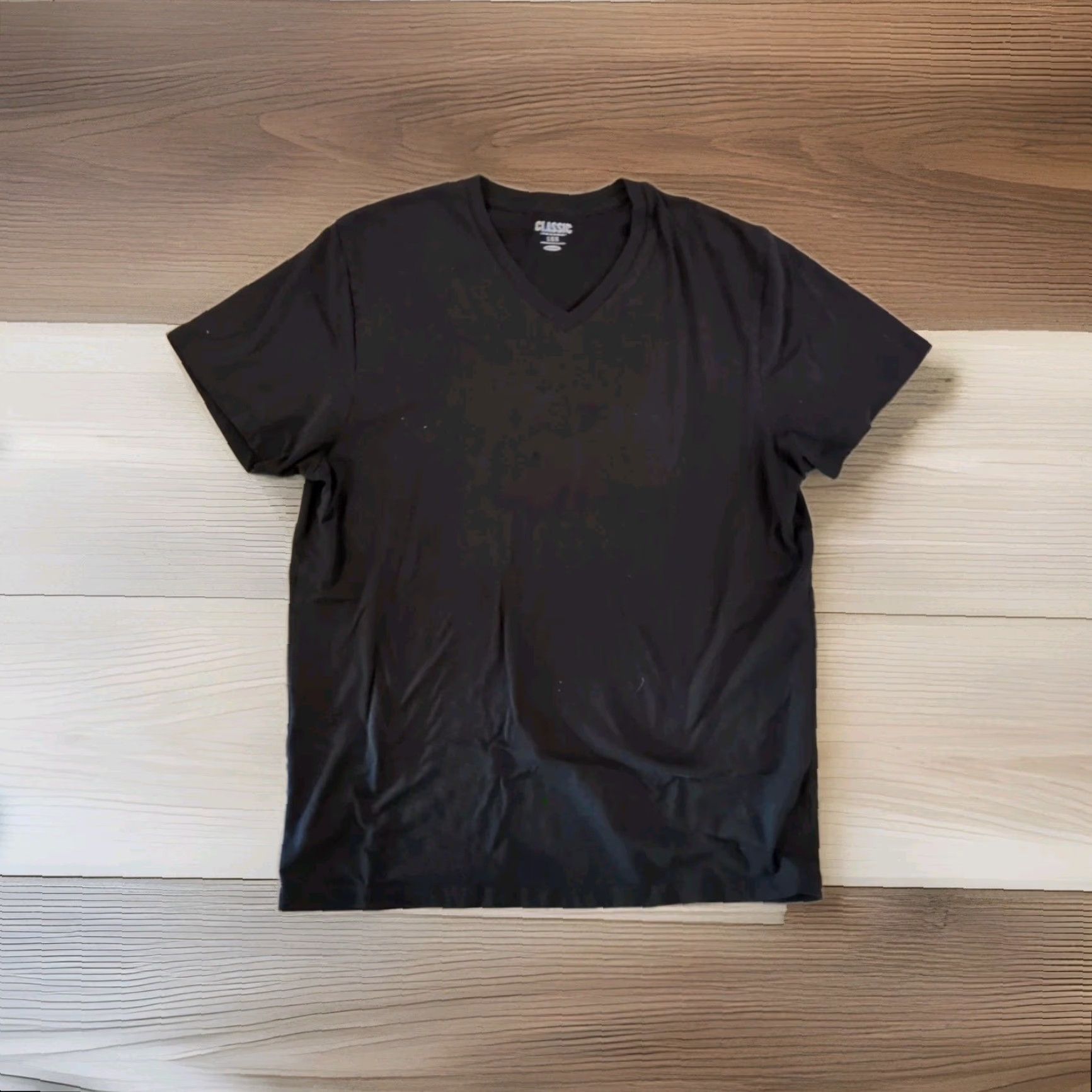 Old Navy VINTAGE Old Navy T-Shirt Black Solid V-Neck Short Sleeve Men L Size US L / EU 52-54 / 3 - 3 Thumbnail