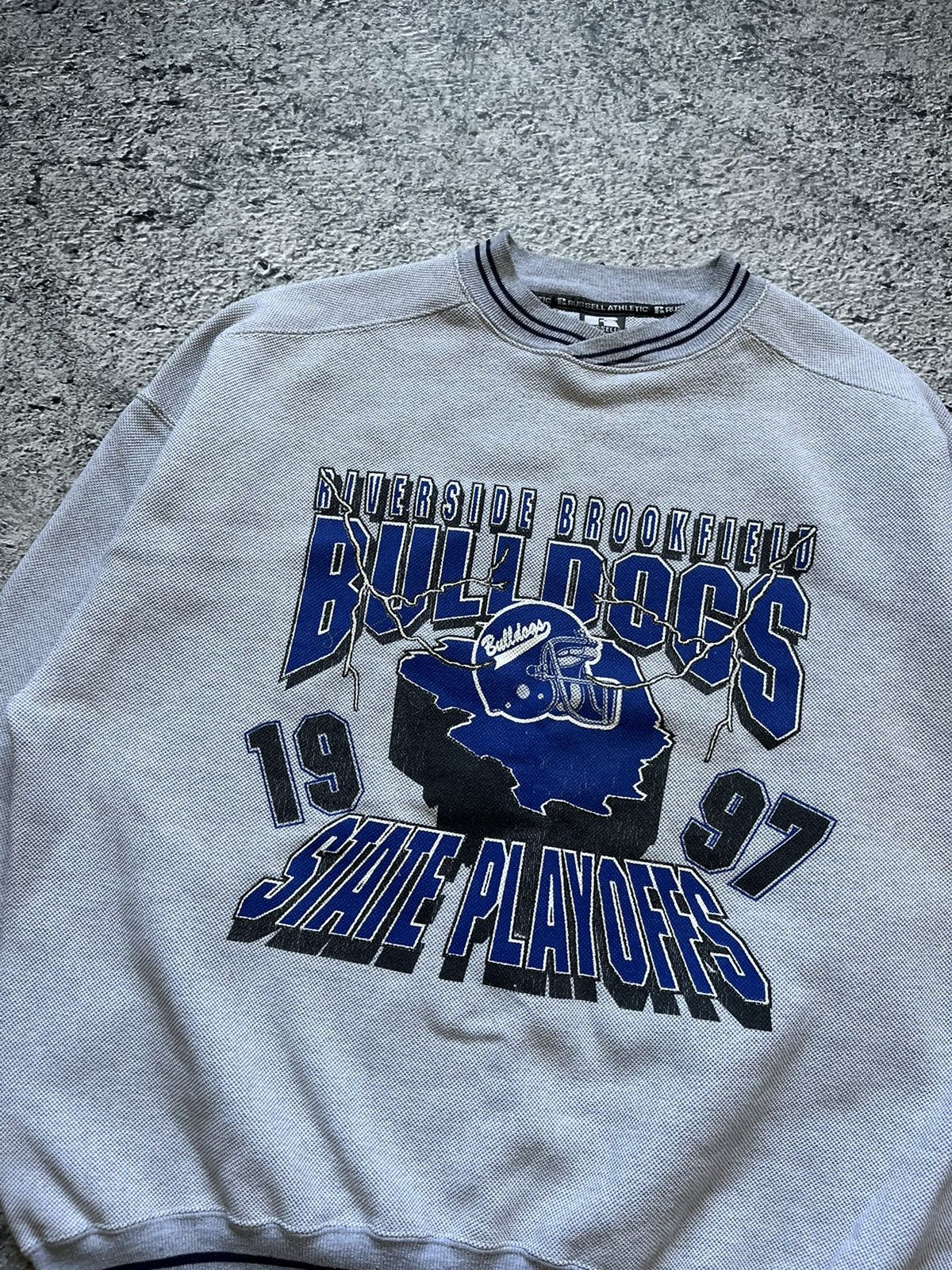 Designer × Vintage Vintage 1997 University Georgia Bulldogs Crewneck Sweatshirt Size US XXL / EU 58 / 5 - 1 Thumbnail