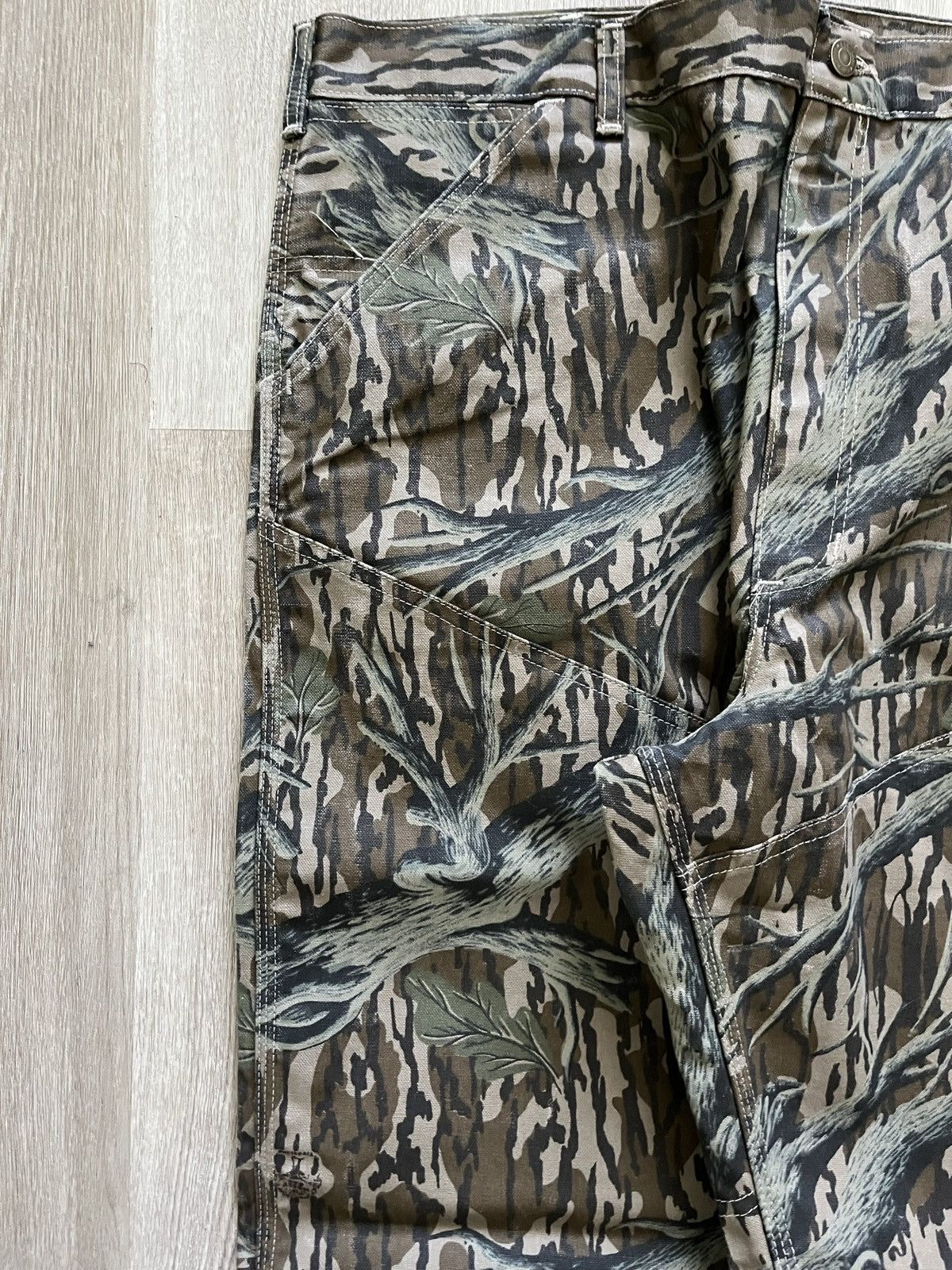 Carhartt Vintage 1993 Carharrt Camo Dungaree Pants Size US 40 / EU 56 - 16 Thumbnail