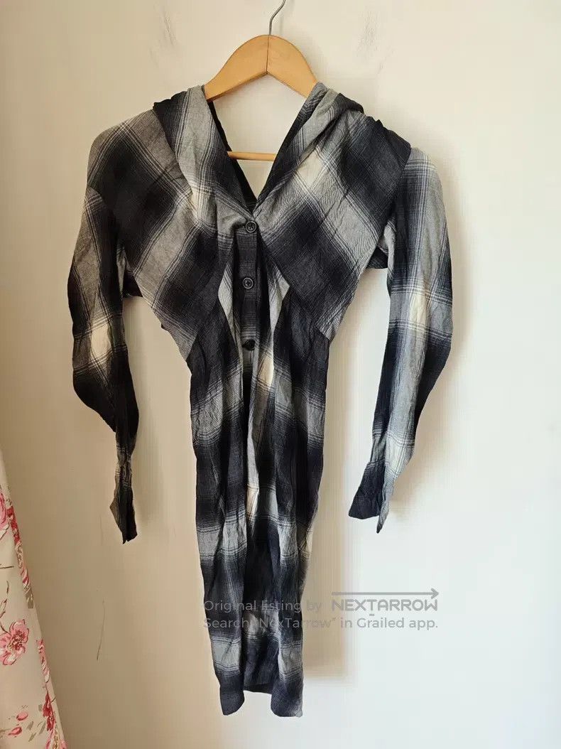 Vivienne Westwood Vivienne Westwood Extra Large Hooded Witch Shirt Size XS / US 0-2 / IT 36-38 - 1 Thumbnail