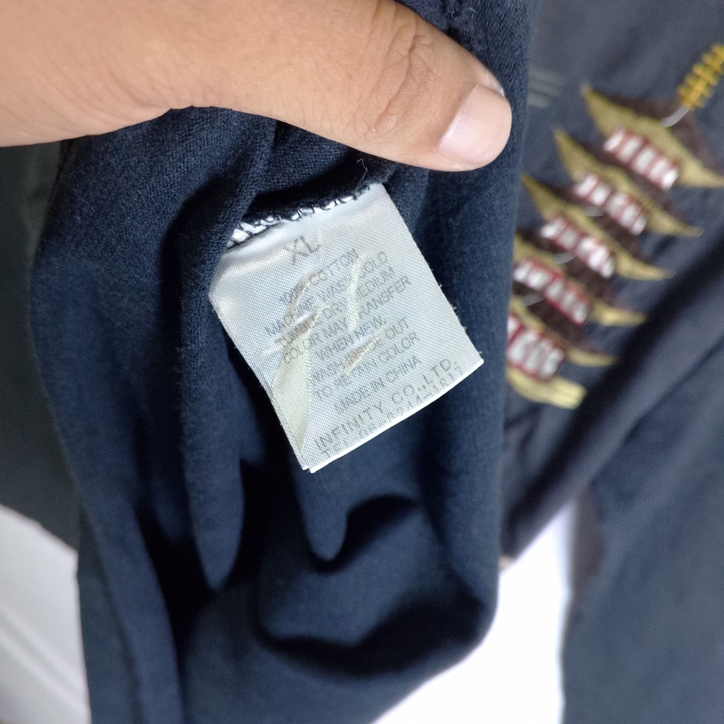 Japanese Brand Vintage Infinity Japan Souvenir Embroidery Tee Size US L / EU 52-54 / 3 - 9 Thumbnail