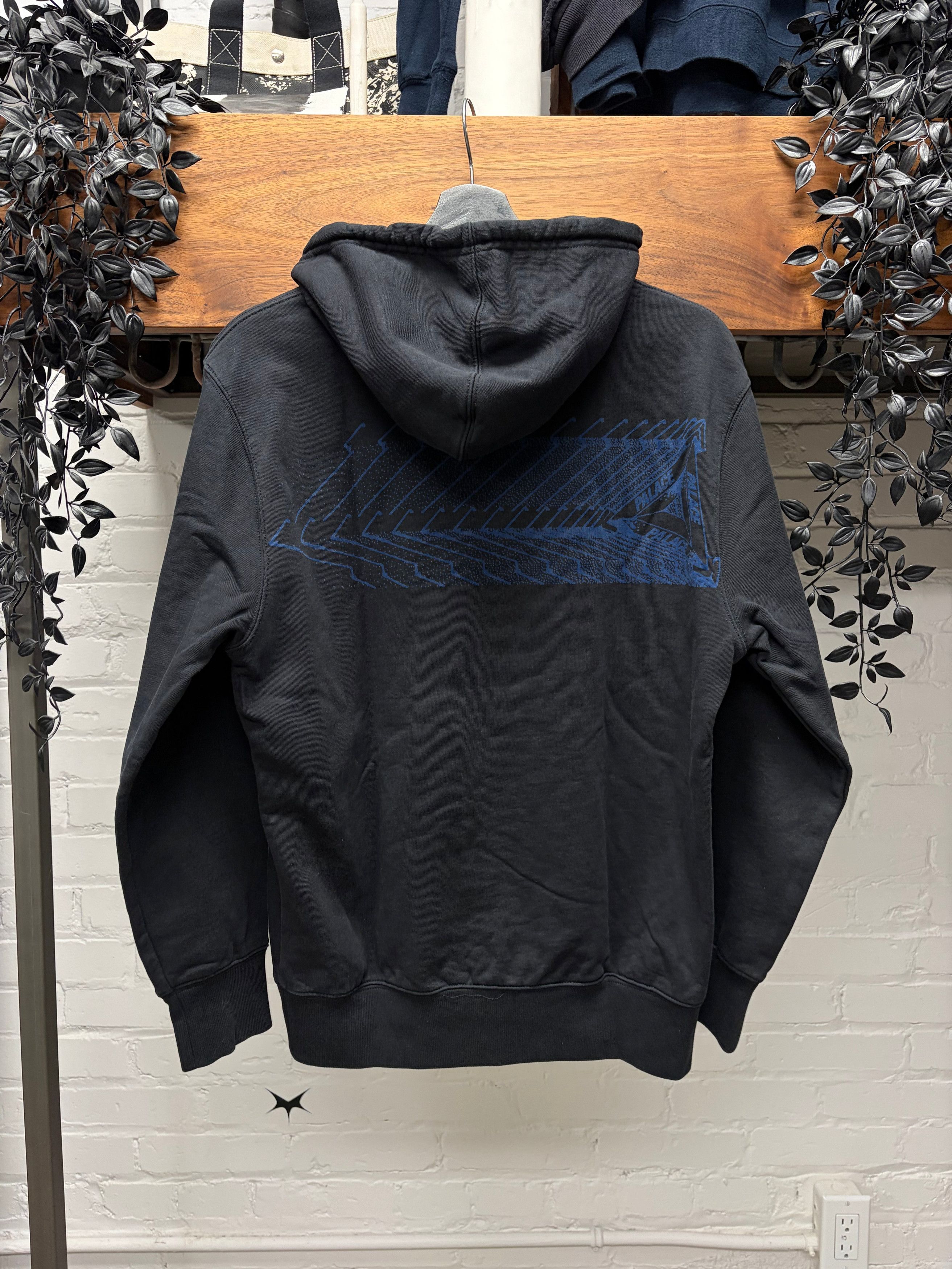AW2018 Palace 'Grand Master' Black/Blue Logo Hoodie