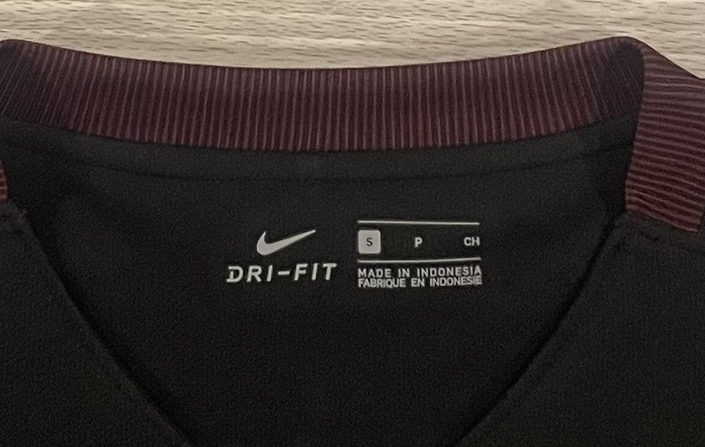 Nike Nike 2016/17 Manchester City Soccer Jersey Men’s Size Small Size US S / EU 44-46 / 1 - 3 Thumbnail