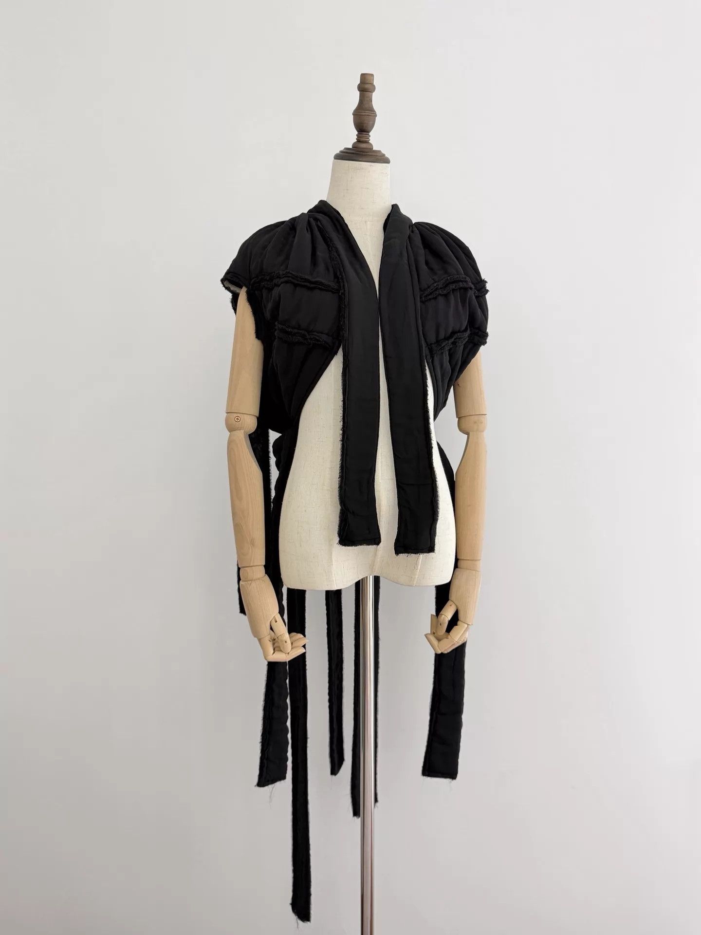 Comme des Garcons Comme des Garçons Tao 2006 FW 7 Roses Cocoon Jacket Size XS / US 0-2 / IT 36-38 - 7 Thumbnail