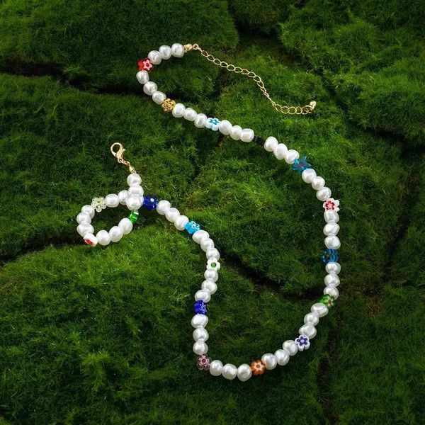 Jewelry Maya Kpop Fashion Irregular Simulated Pearls Flower Necklace Size ONE SIZE - 5 Thumbnail