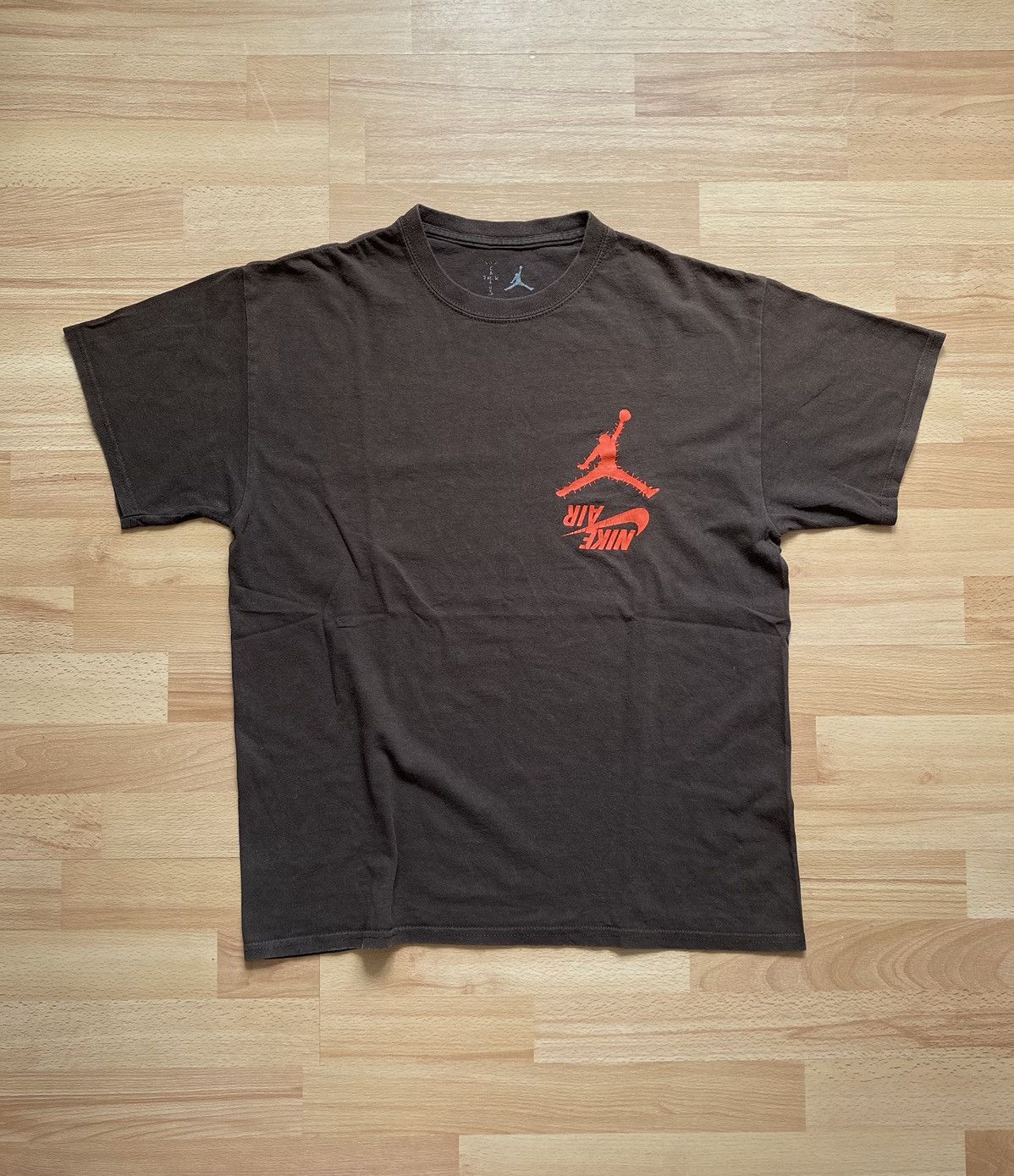 Travis Scott T-shirt Nike cactus jack Travis Scott Brown Size L Size US L / EU 52-54 / 3 - 2 Thumbnail