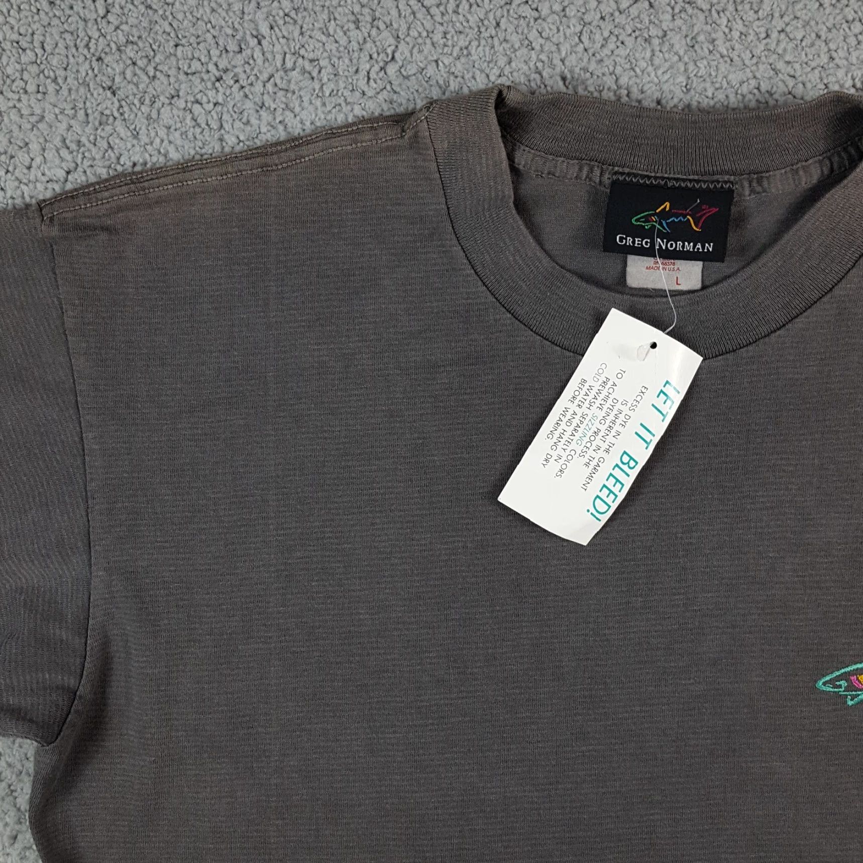 Logo 7 VINTAGE Greg Norman Golf Shark Logo T-Shirt Men Large Gray 90s 2000s Y2K Embroidered Crew Neck Short Sleeve USA Made Size US L / EU 52-54 / 3 - 5 Thumbnail