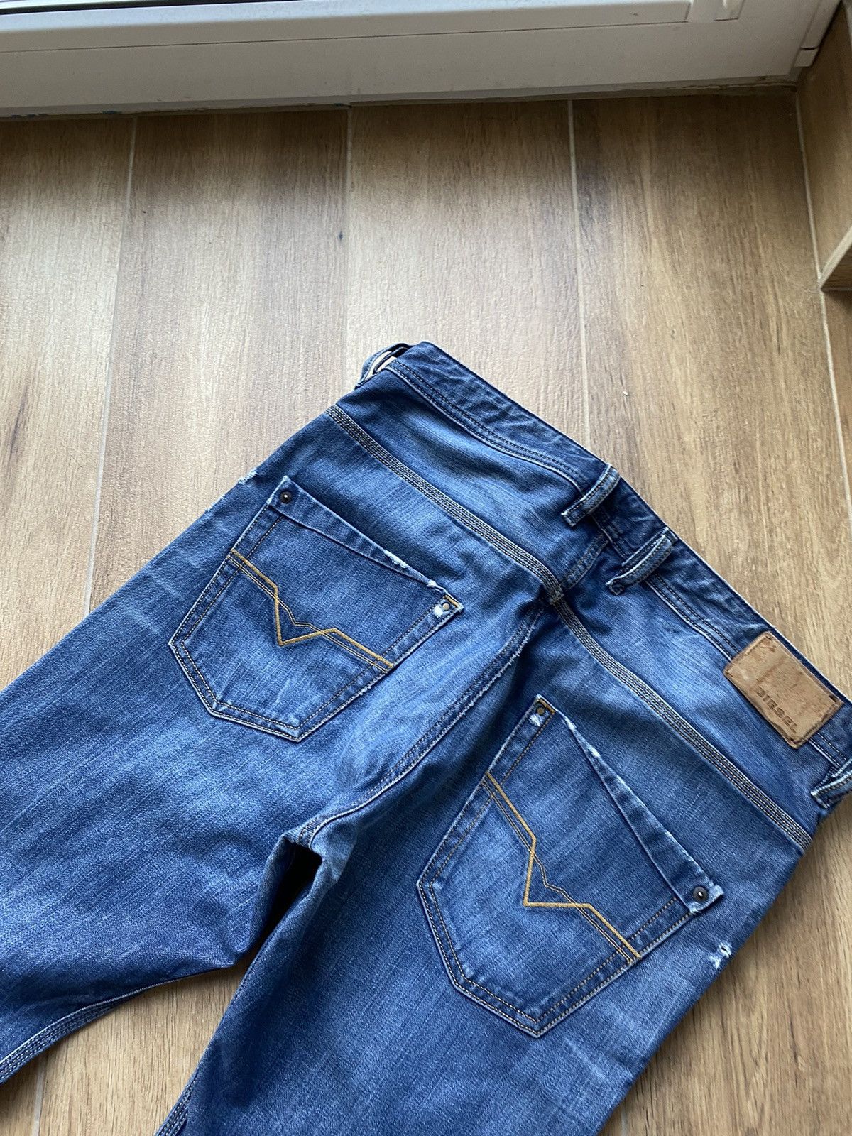 Diesel Diesel Vintage Jeans Avant Garde Japanese Faded Washed Y2K Size US 32 / EU 48 - 7 Thumbnail