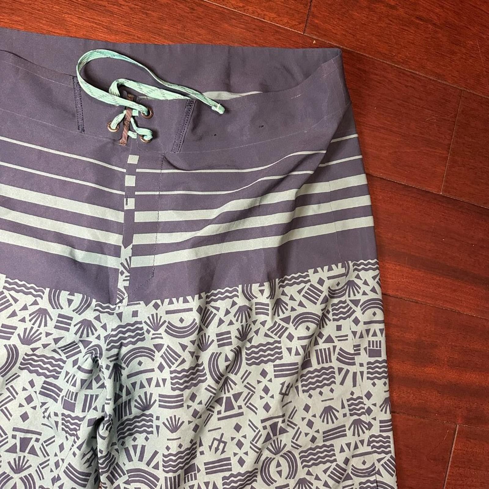 Patagonia Patagonia Men’s Swim Trunks – Size 36 Size US 32 / EU 48 - 4 Thumbnail