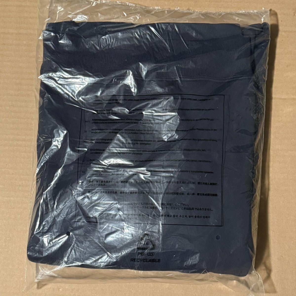Japanese Brand Lauren Tsai Unreal Inc. “Hoodie 1” Sweater Size XL Size US XL / EU 56 / 4 - 5 Thumbnail