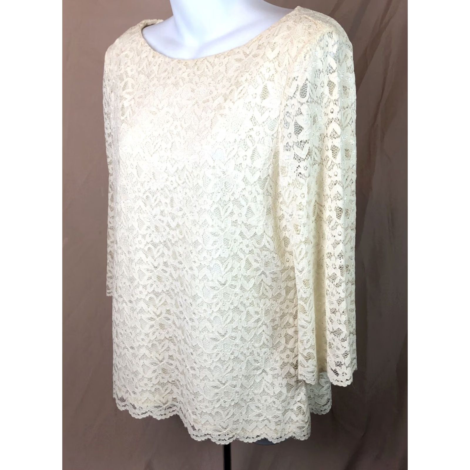 Charter Club VINTAGE Charter Club Lace Top Blouse M Ivory 3/4 Sleeves Round Neck Lined Womens Shirt 90s Dainty Fairy Italic Style Size M / US 6-8 / IT 42-44 - 4 Thumbnail